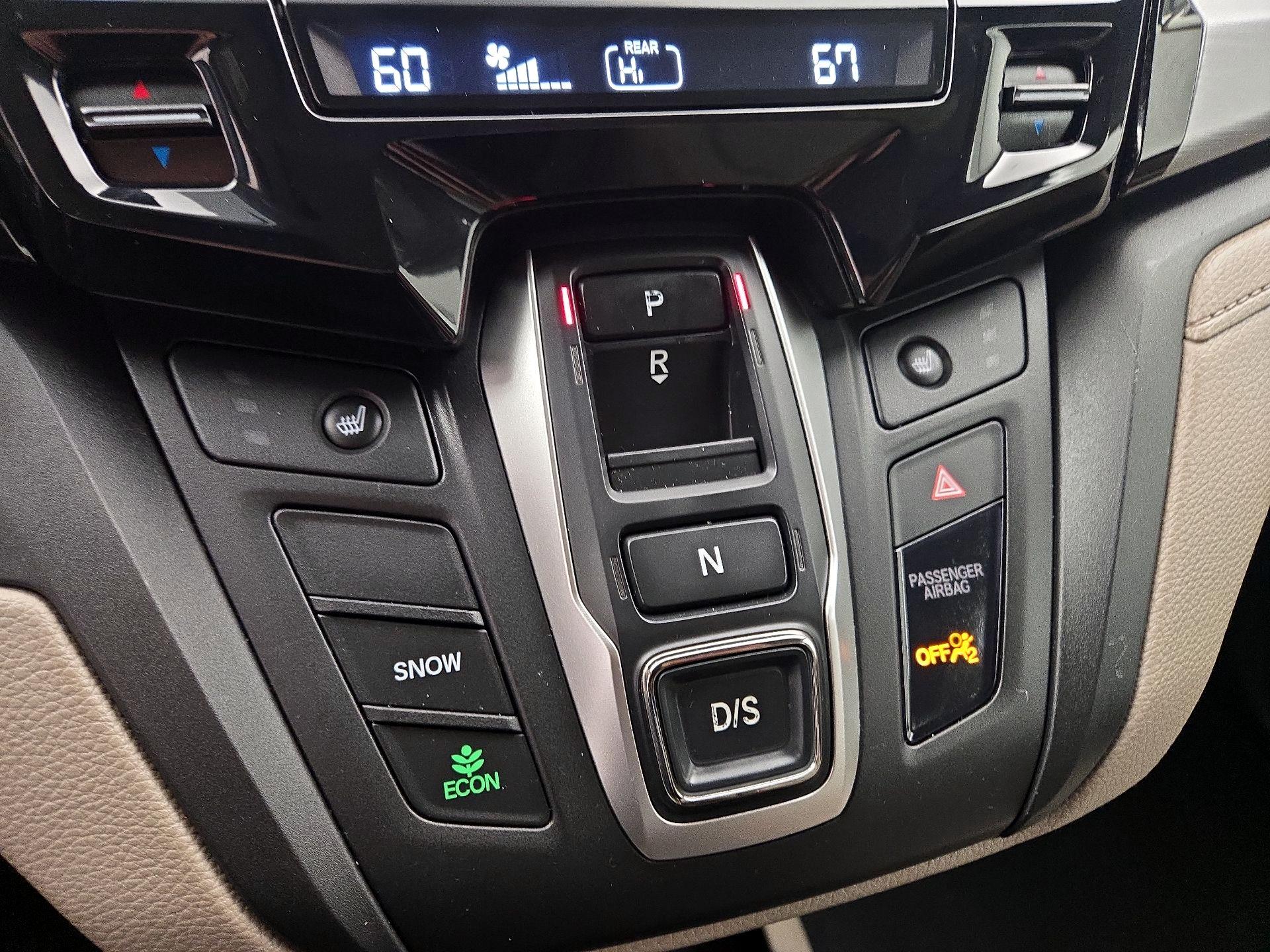 Thumbnail: 2019 Honda Odyssey - 18
