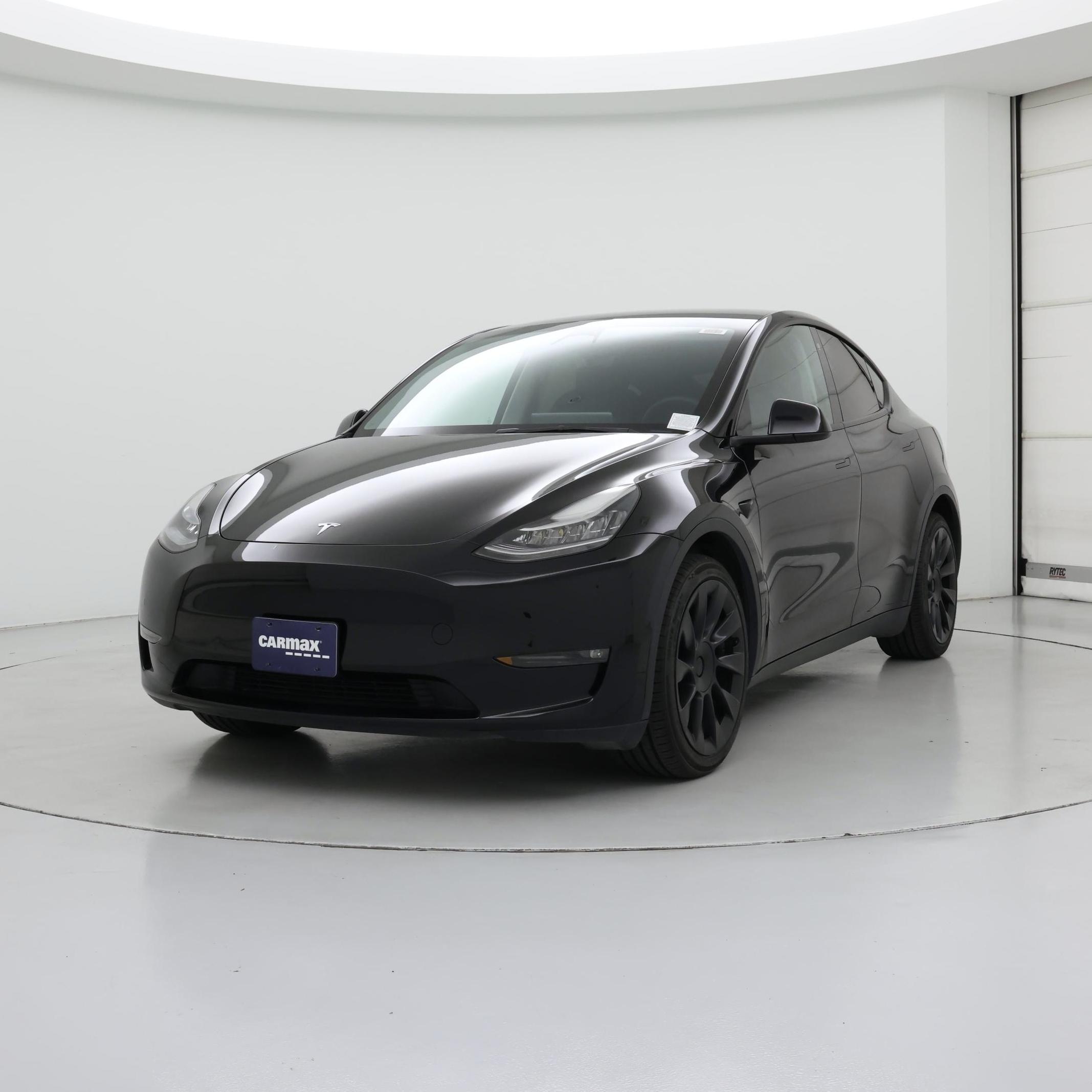 Thumbnail: 2023 Tesla Model Y - 4