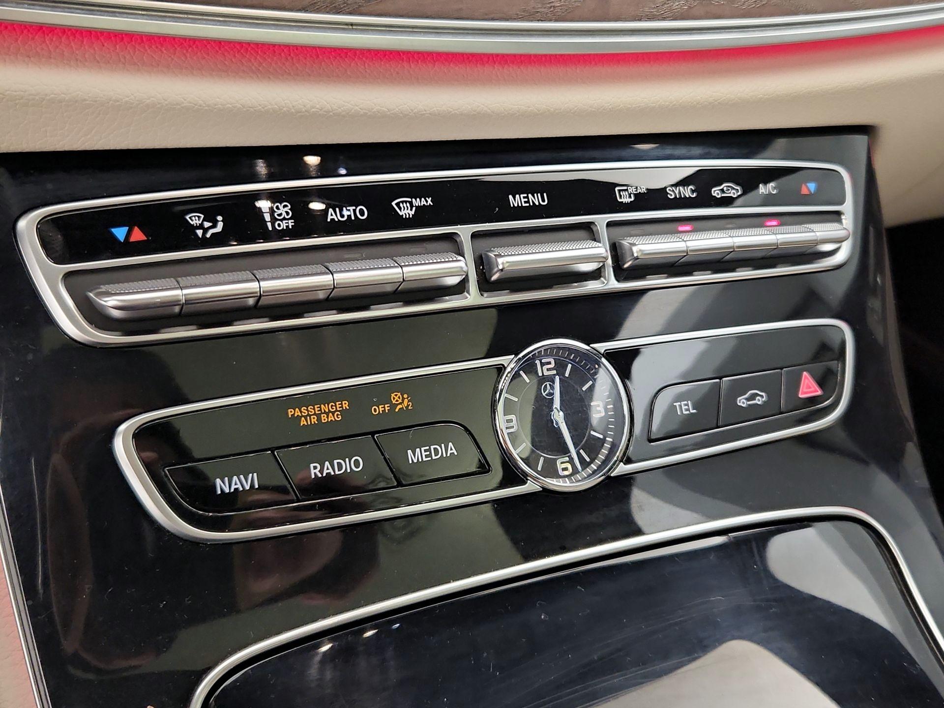 Thumbnail: 2017 Mercedes-Benz E-Class - 17
