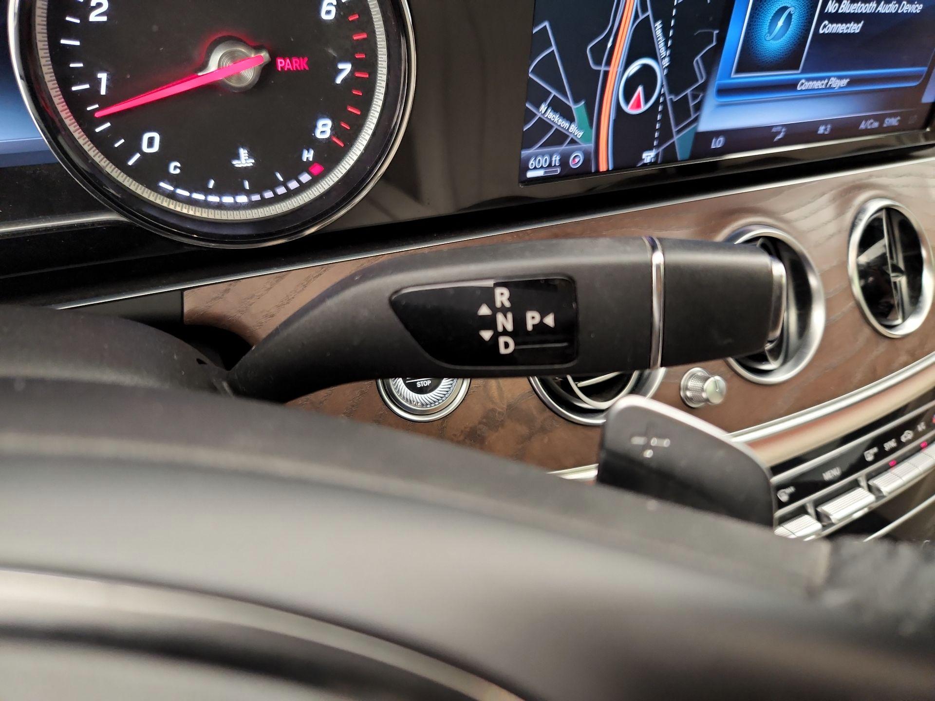 Thumbnail: 2017 Mercedes-Benz E-Class - 18