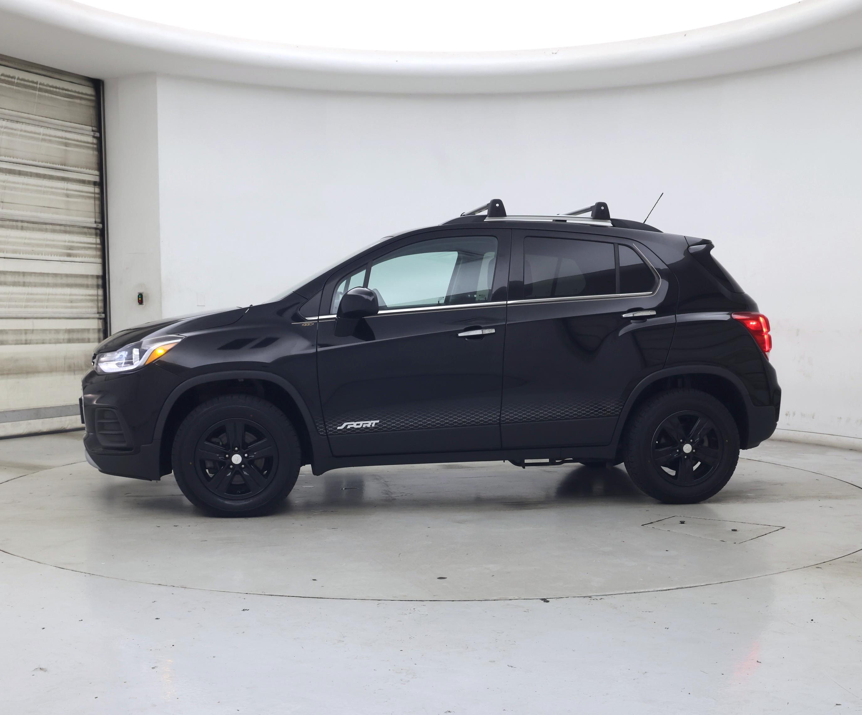 Thumbnail: 2019 Chevrolet Trax - 3