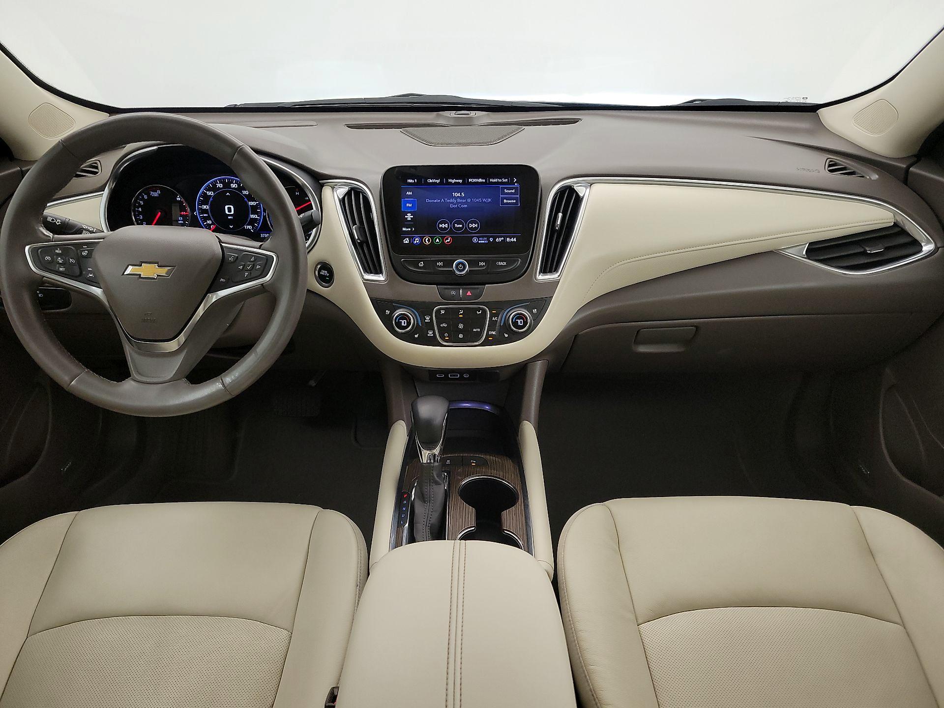 Thumbnail: 2024 Chevrolet Malibu - 9