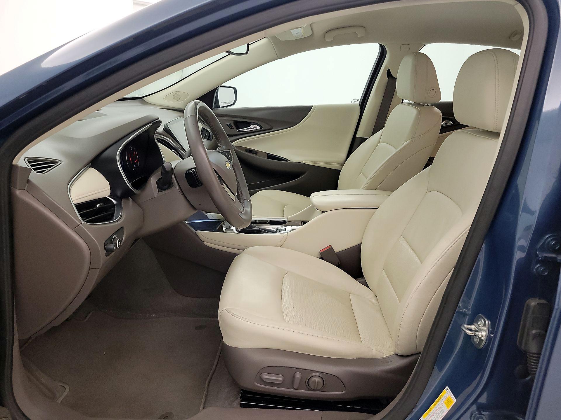 Thumbnail: 2024 Chevrolet Malibu - 11
