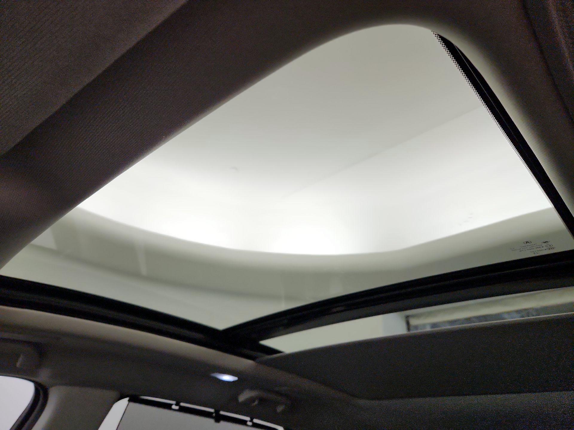 Thumbnail: 2026 Acura MDX - 20