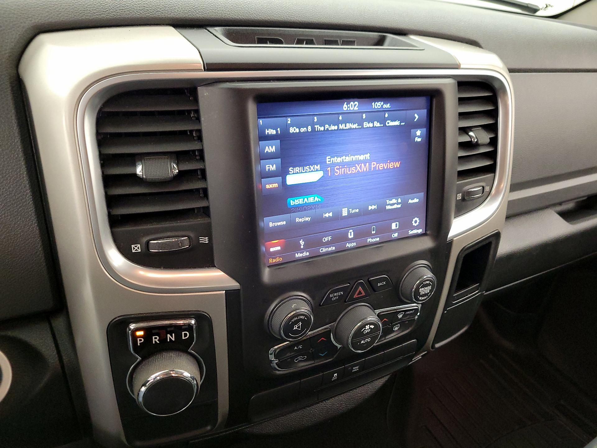 Thumbnail: 2020 RAM 1500 Classic - 15