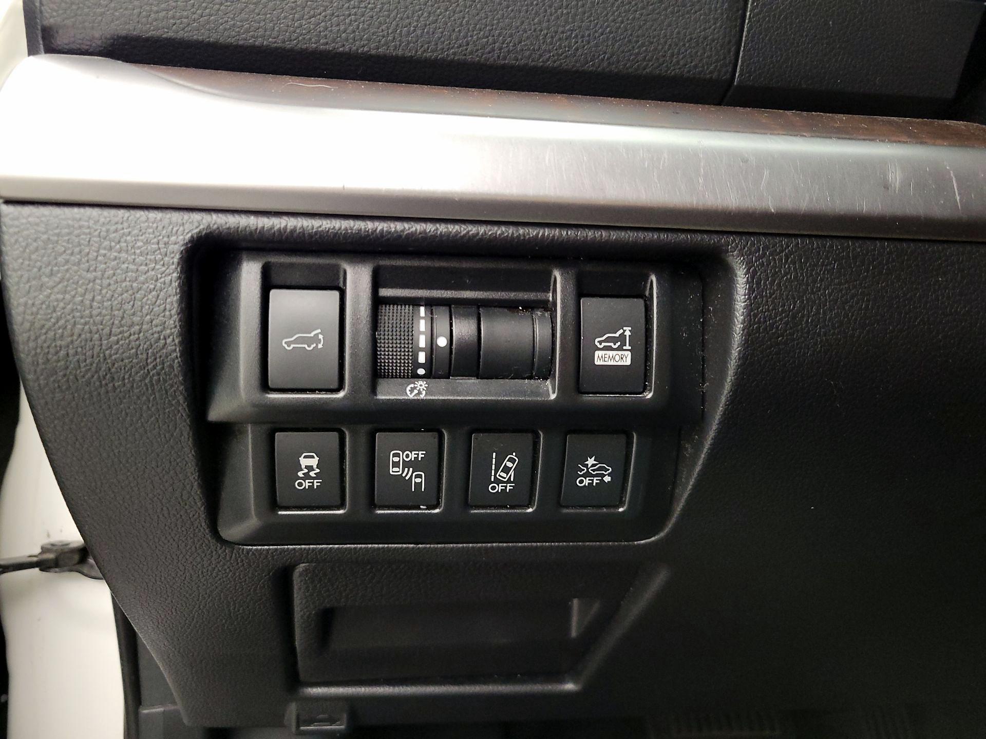 Thumbnail: 2019 Subaru Outback - 13