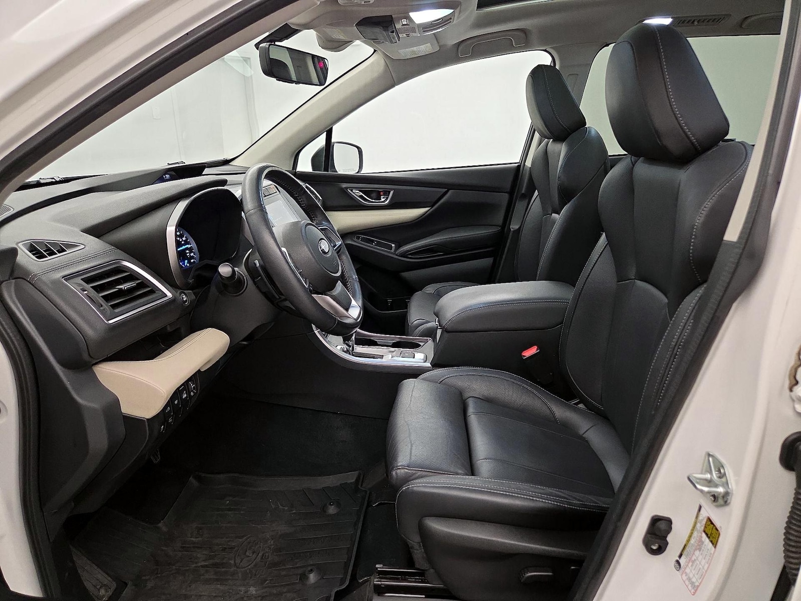 2022 Subaru Ascent Limited - Photo 12