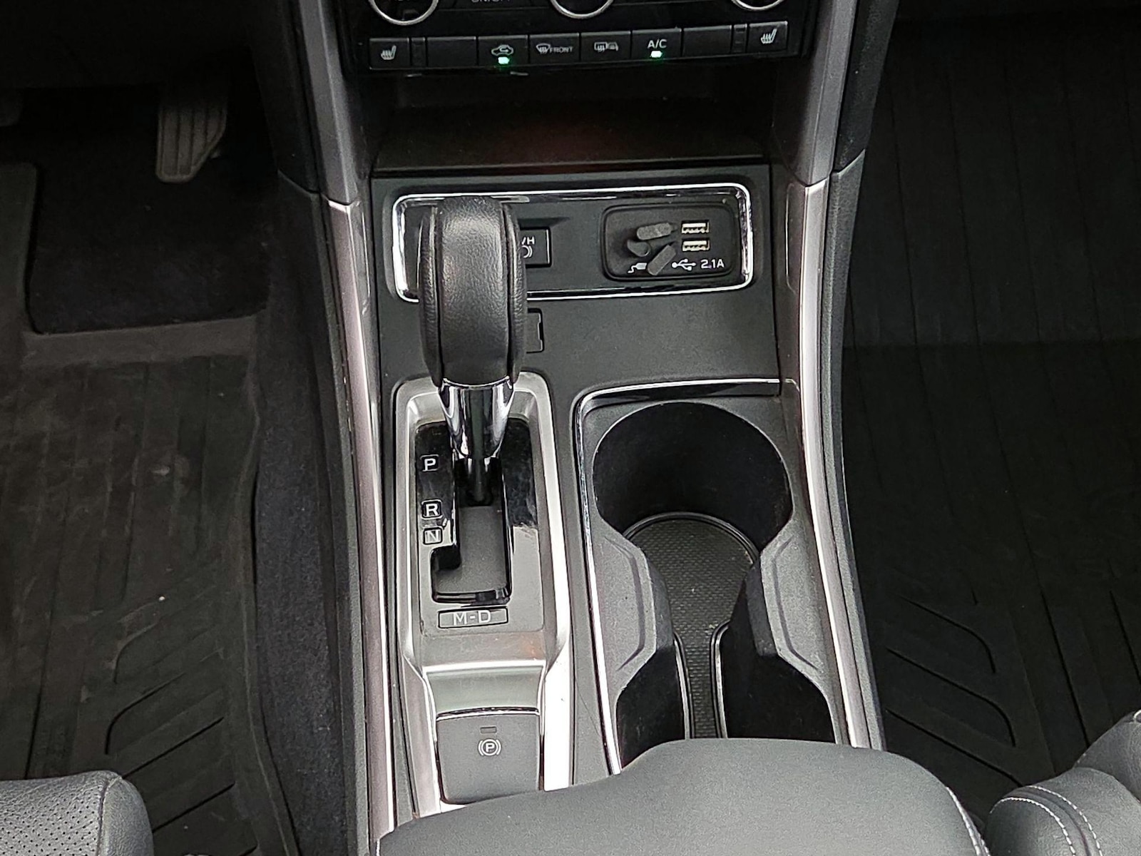 2022 Subaru Ascent Limited - Photo 18
