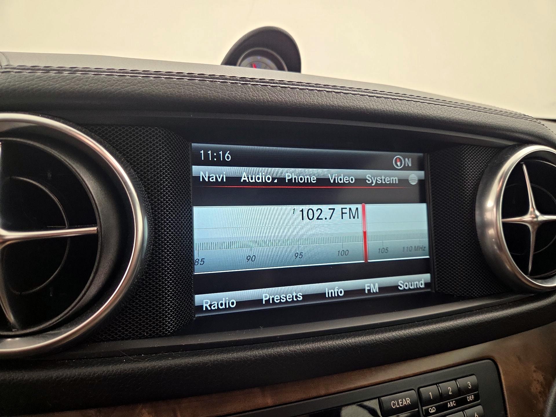 Thumbnail: 2016 Mercedes-Benz SL-Class - 16