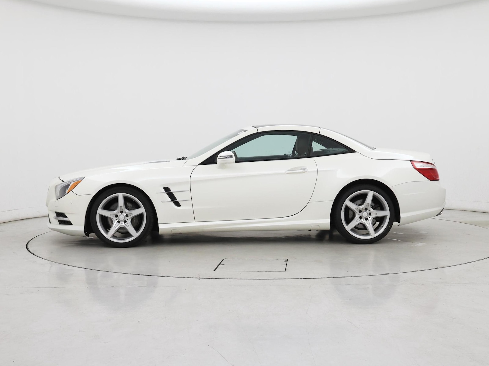 2016 Mercedes-Benz SL-Class SL400 - Photo 4
