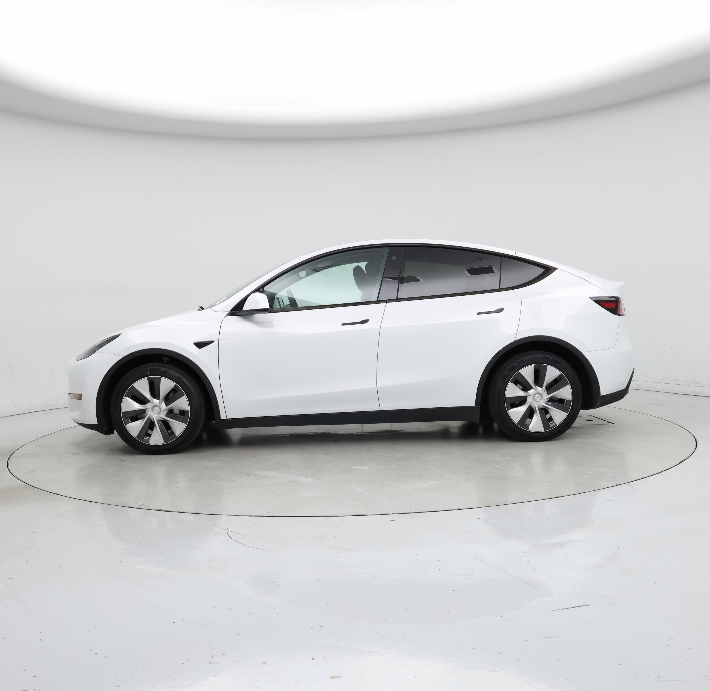 Thumbnail: 2023 Tesla Model Y - 3
