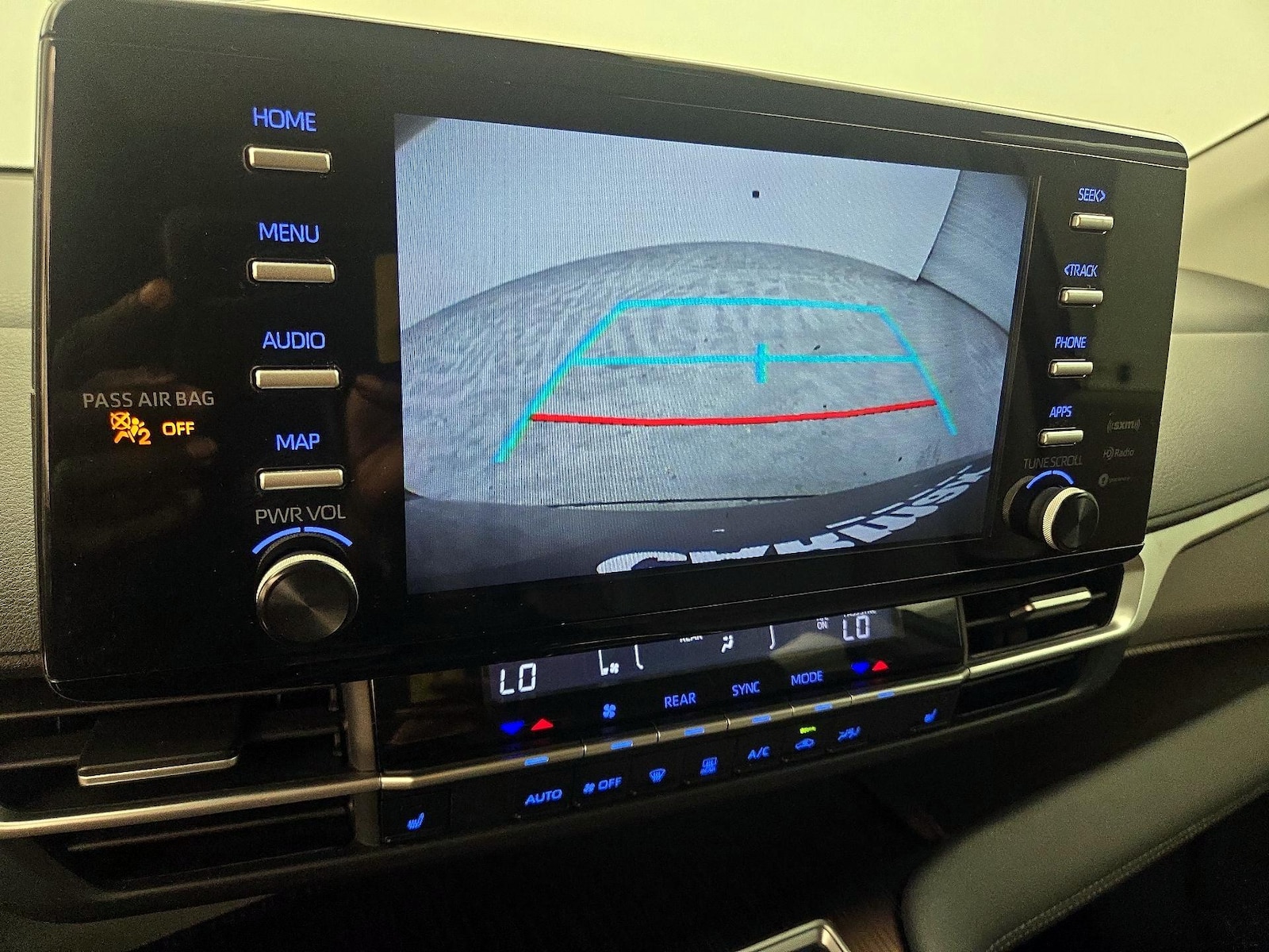 2021 Toyota Sienna XLE - Photo 15