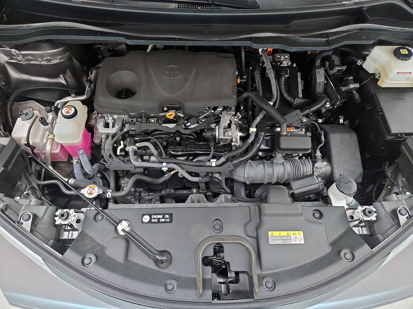 2021 Toyota Sienna XLE - Photo 24