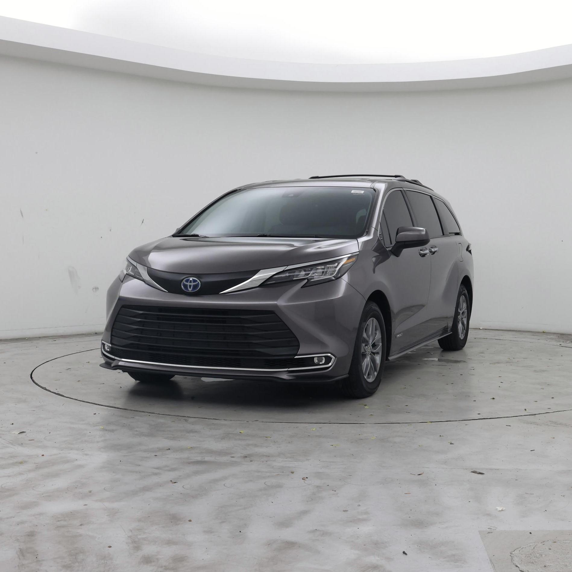Thumbnail: 2021 Toyota Sienna - 4