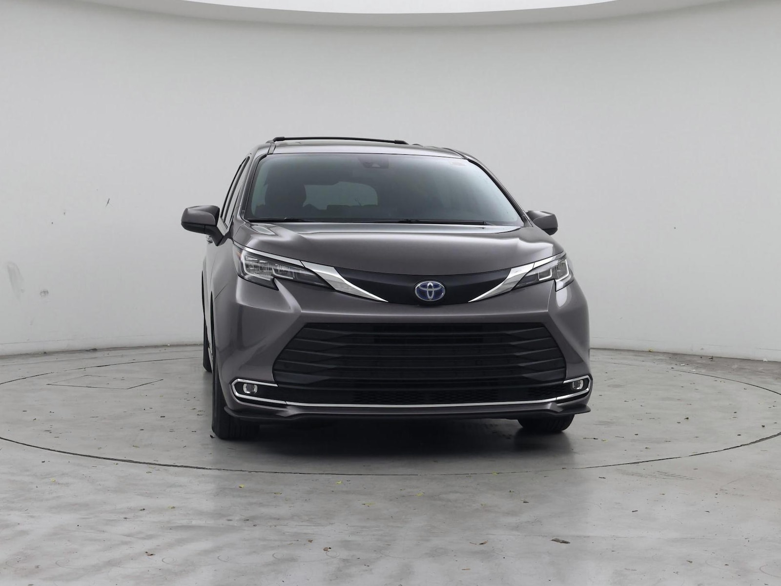 2021 Toyota Sienna XLE - Photo 6