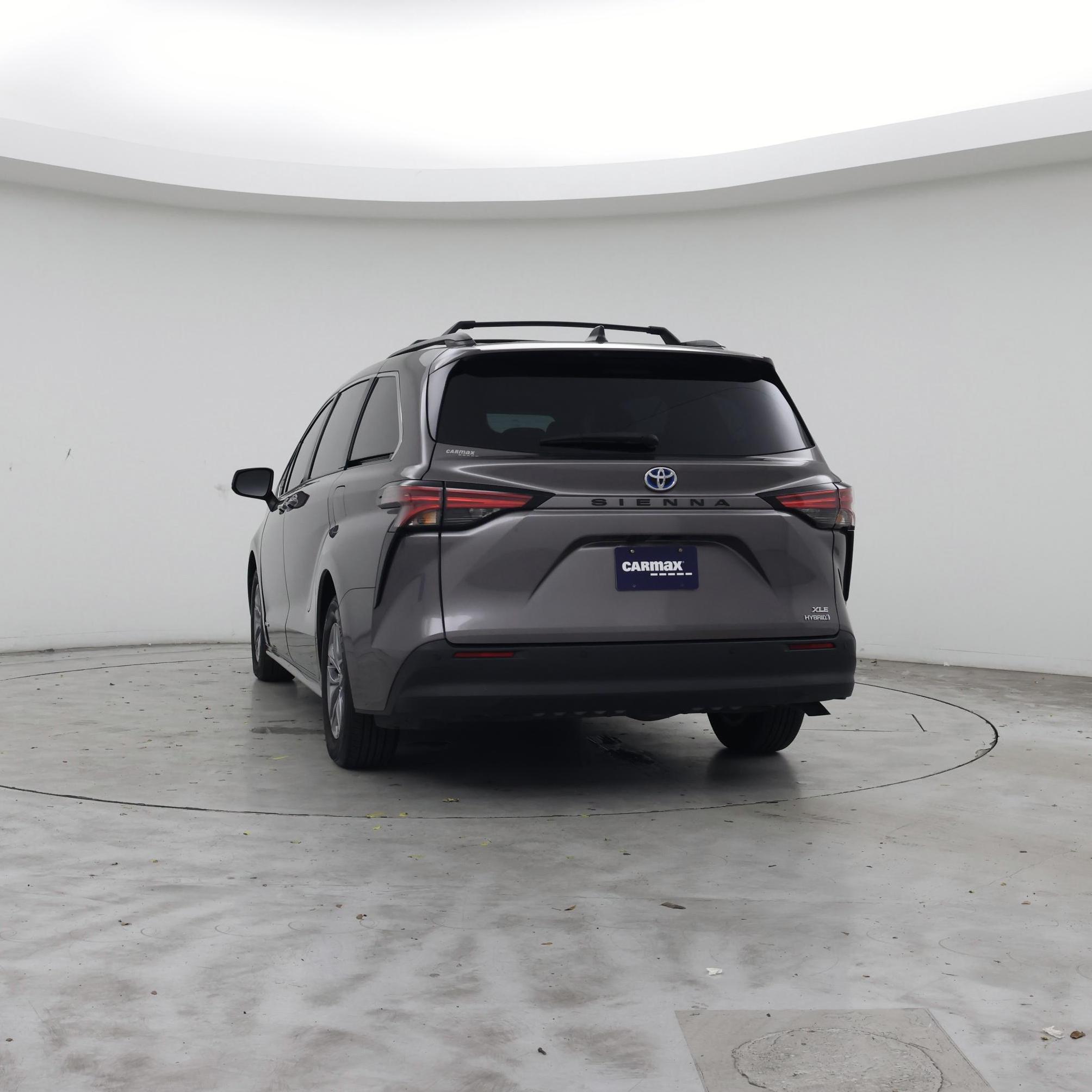 Thumbnail: 2021 Toyota Sienna - 6