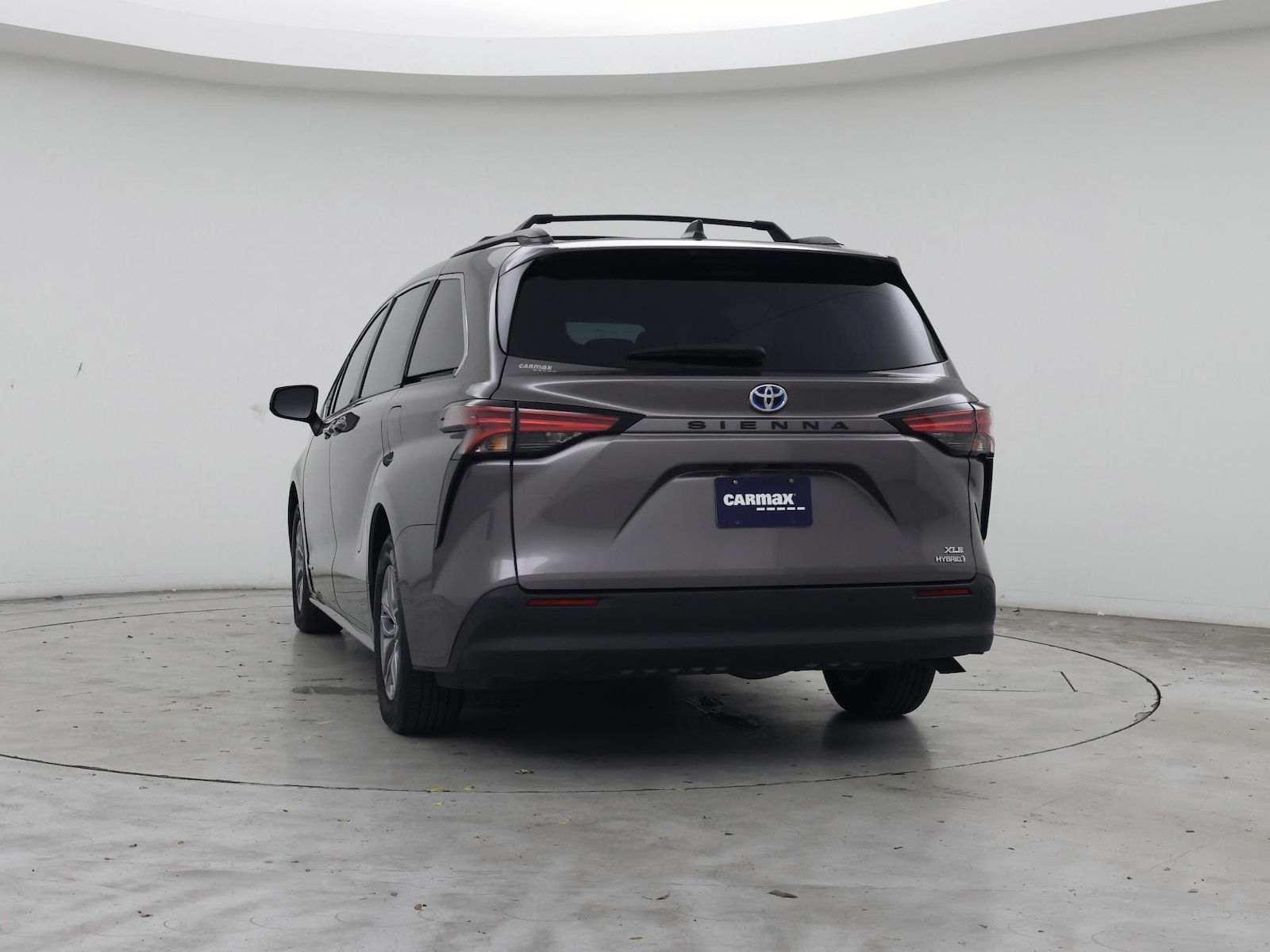 2021 Toyota Sienna XLE - Photo 7