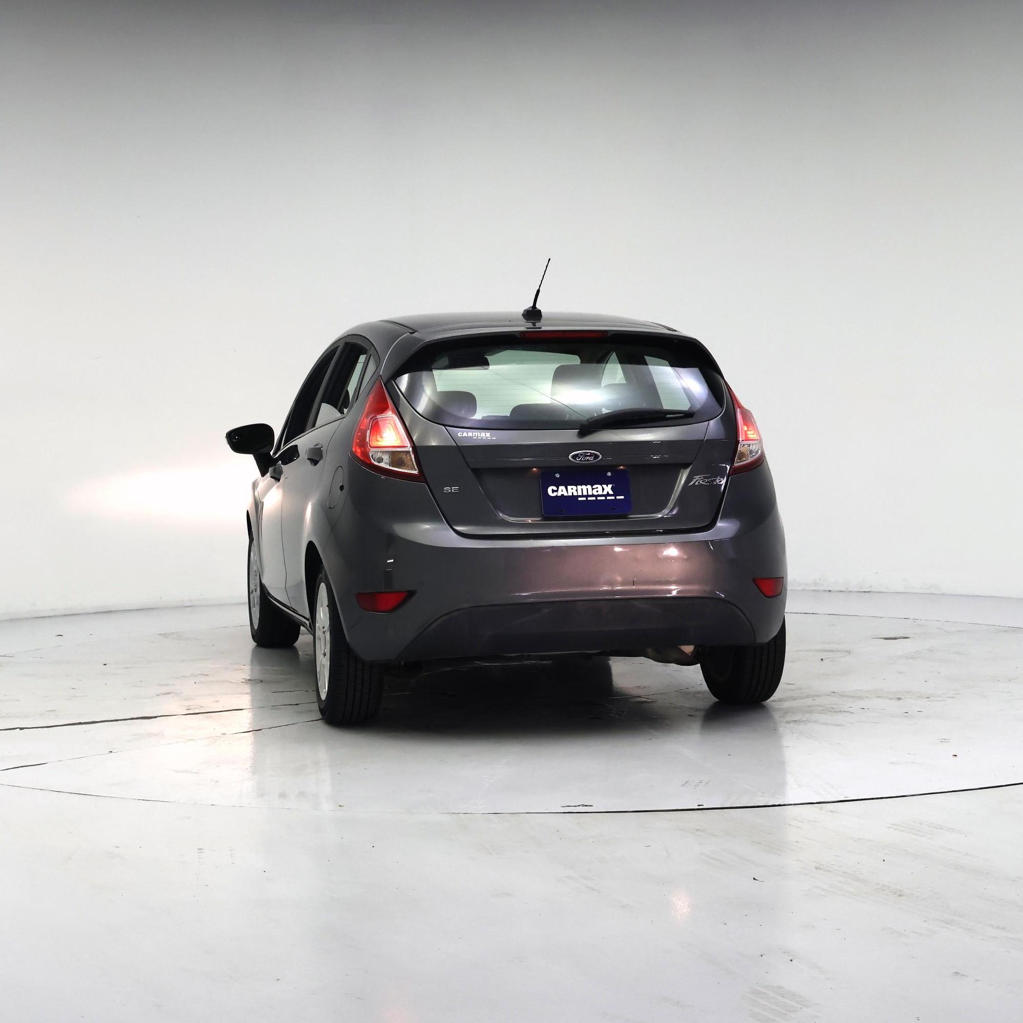 Thumbnail: 2016 Ford Fiesta - 6