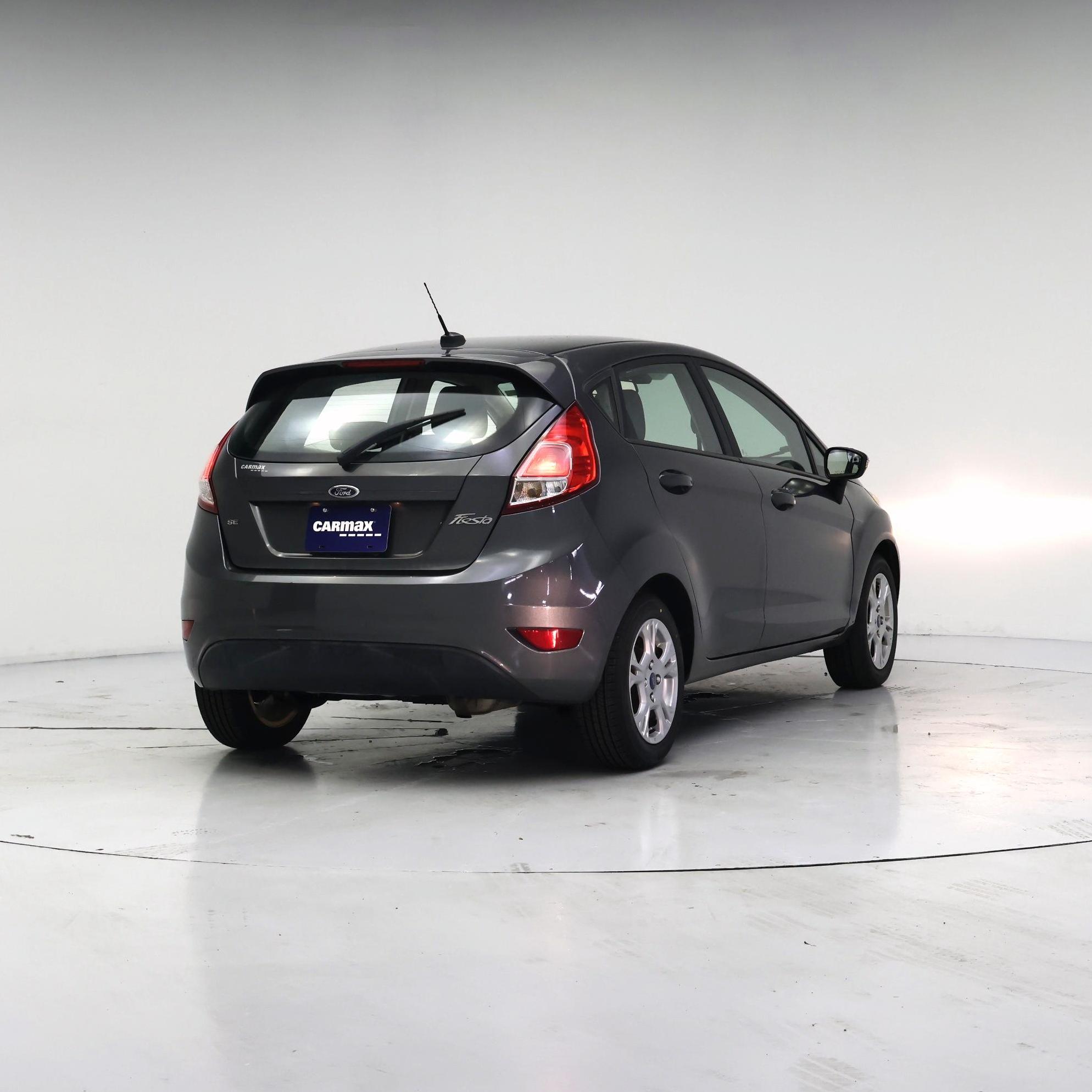 Thumbnail: 2016 Ford Fiesta - 8