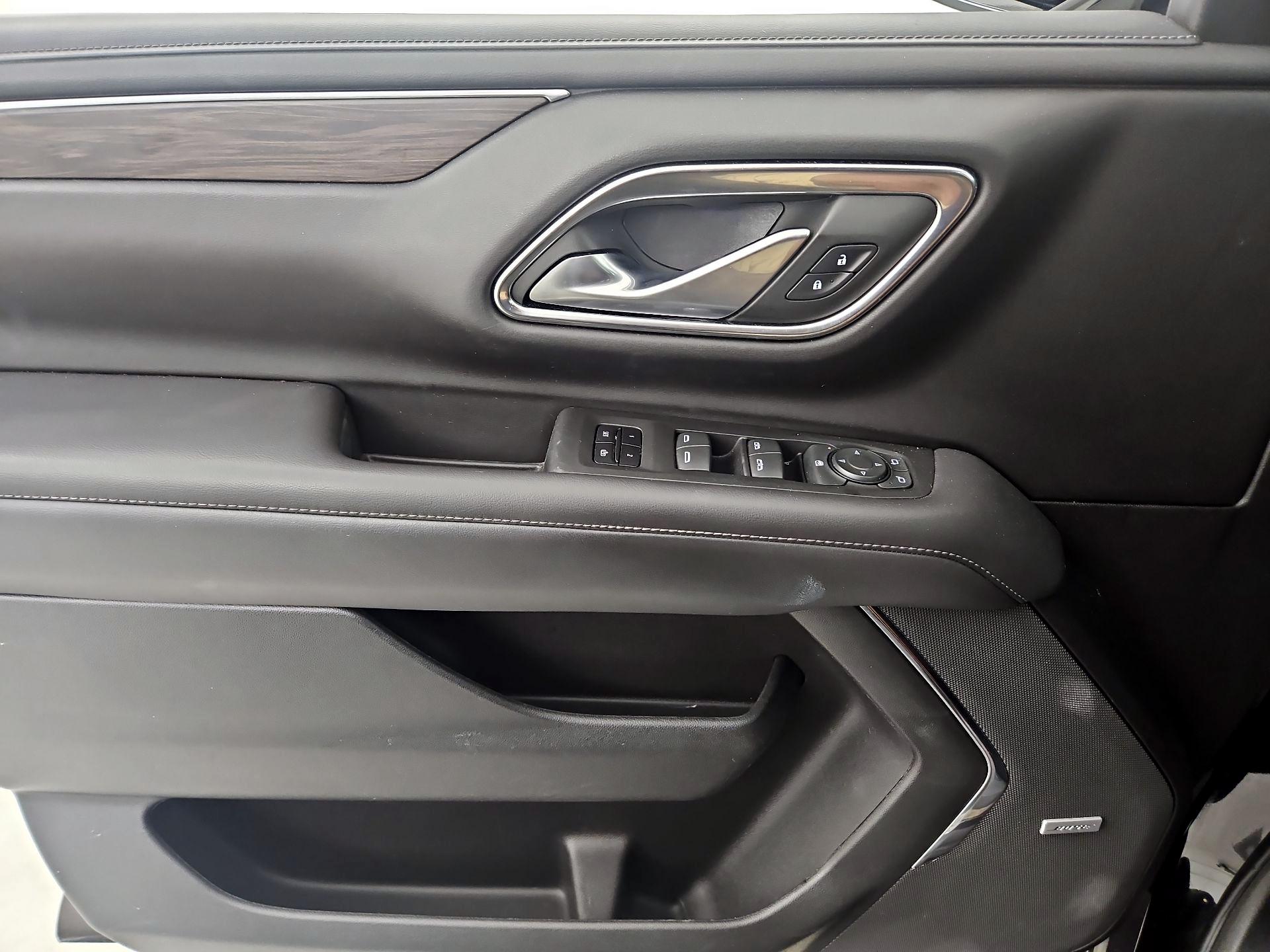 Thumbnail: 2022 Chevrolet Suburban - 10