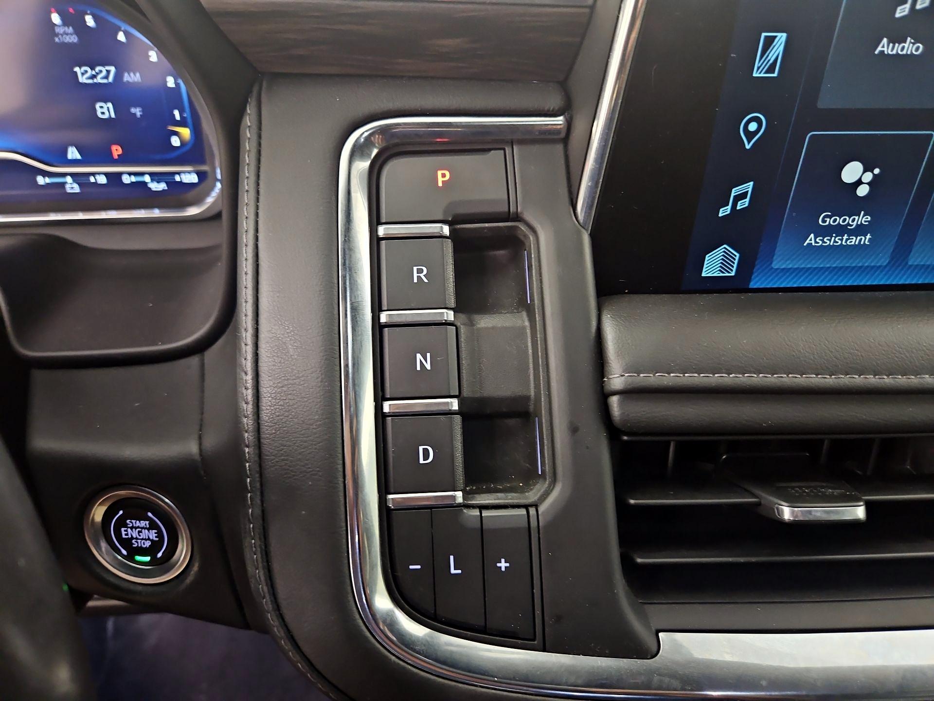 Thumbnail: 2022 Chevrolet Suburban - 15