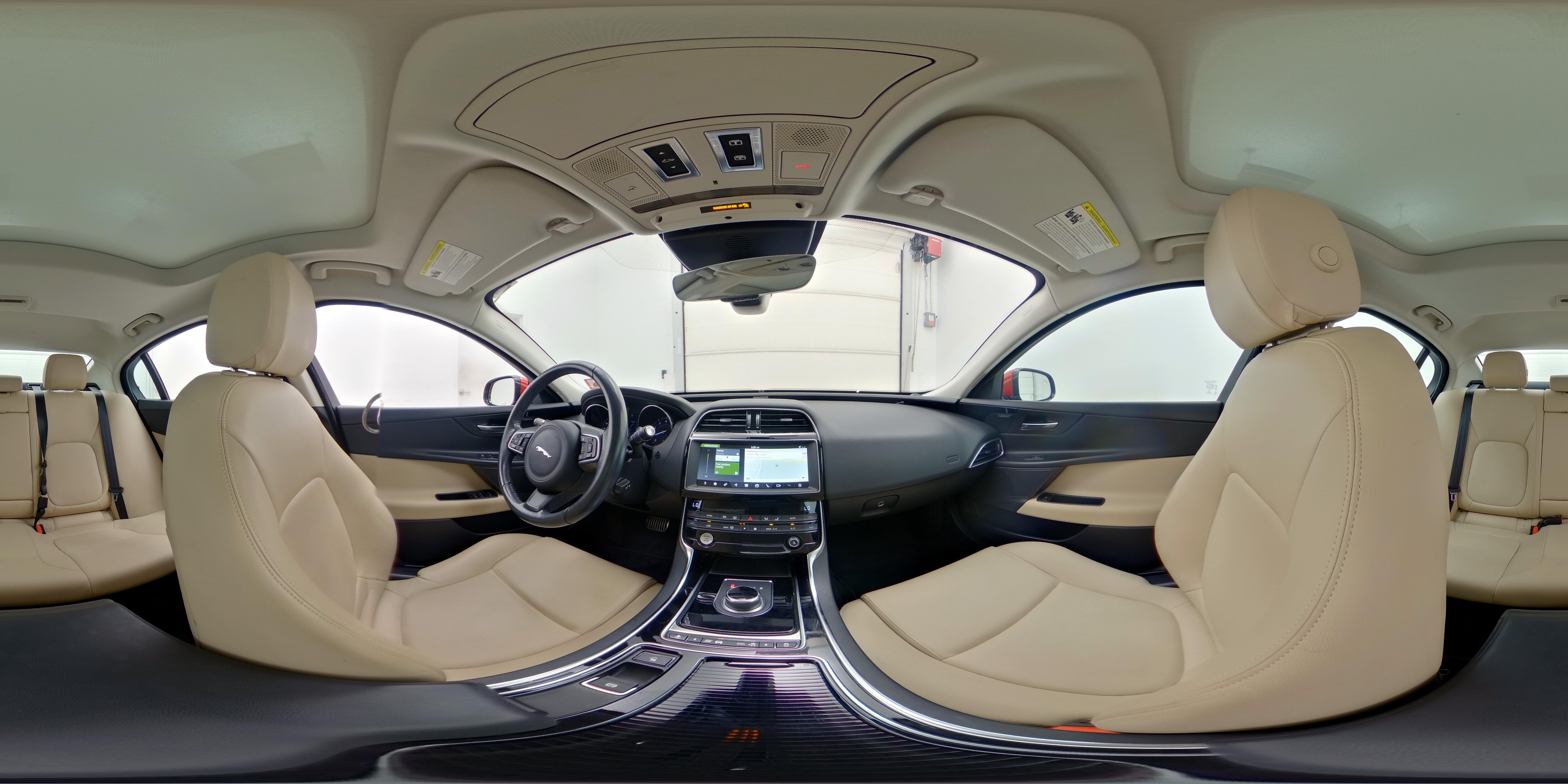 2019 Jaguar XE Premium - Photo 26