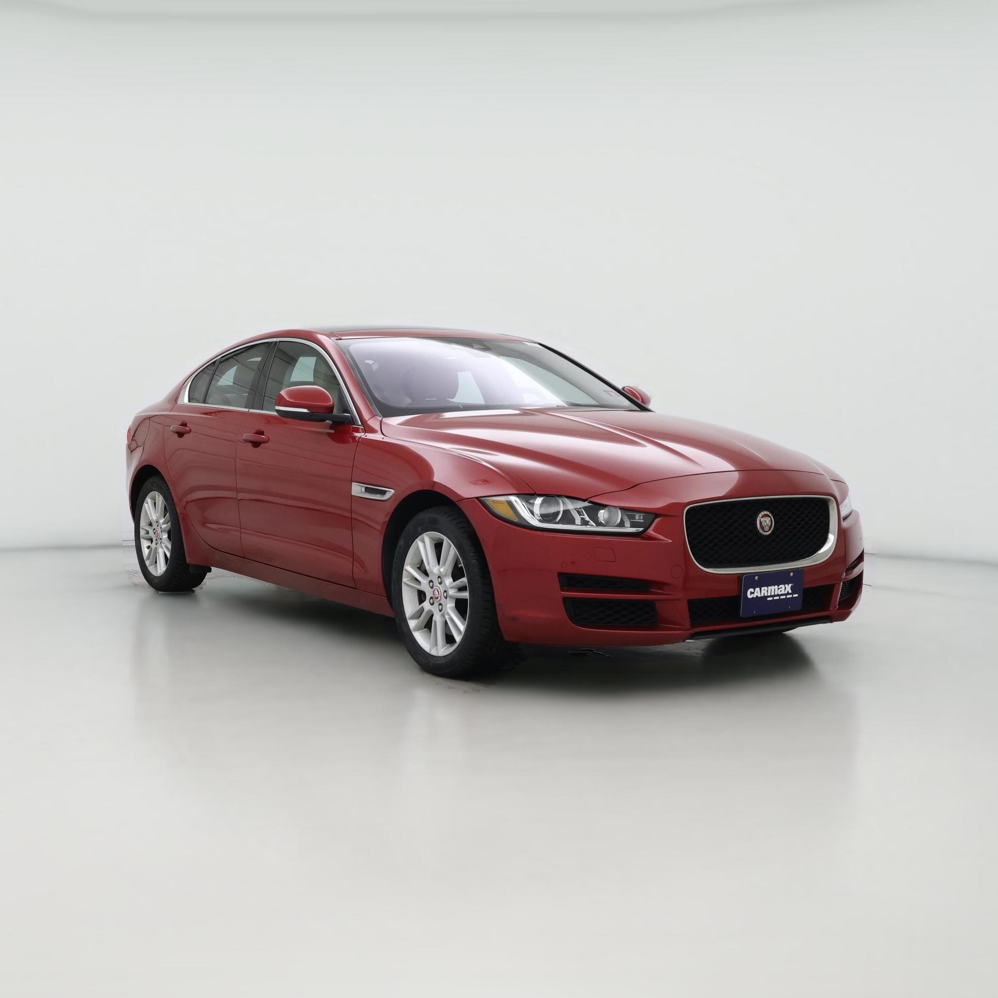 Thumbnail: 2019 Jaguar XE - 1