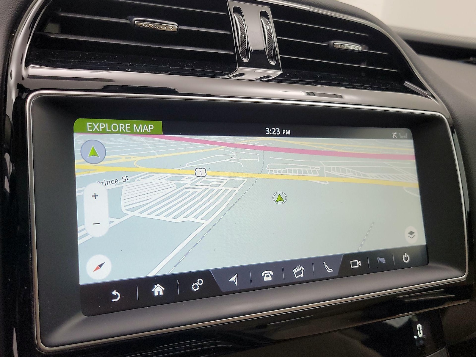 2019 Jaguar XE Premium - Photo 15