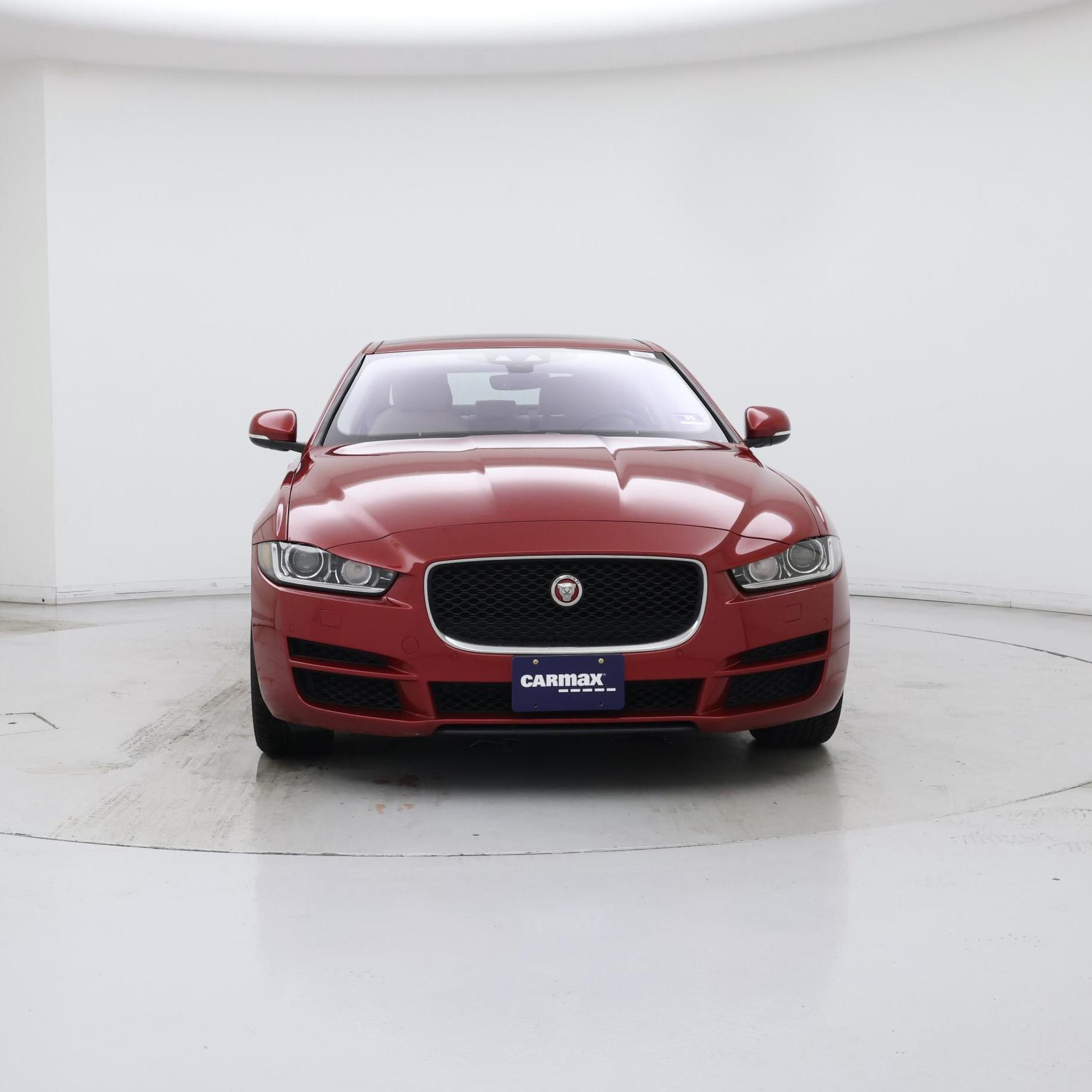 Thumbnail: 2019 Jaguar XE - 5