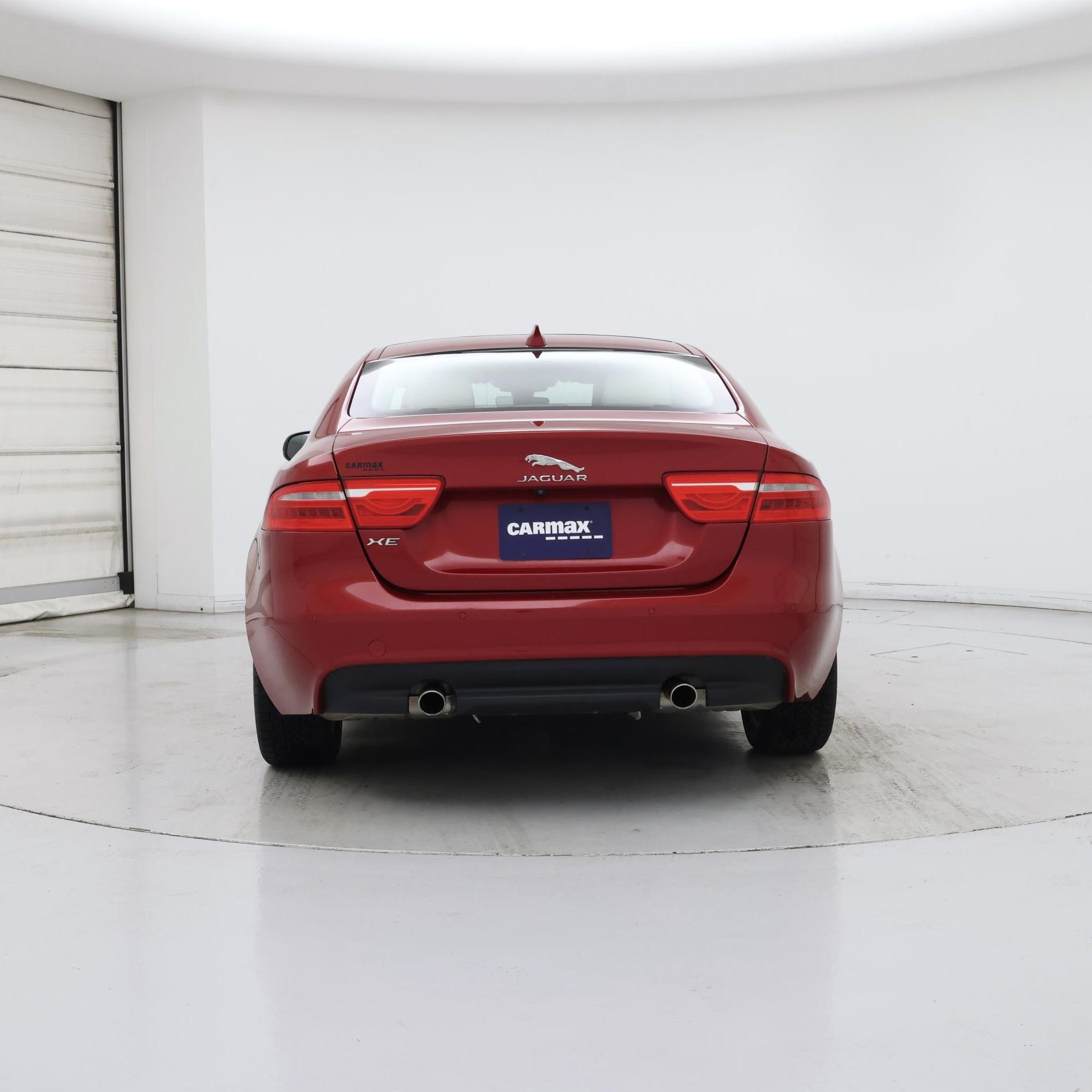 Thumbnail: 2019 Jaguar XE - 6