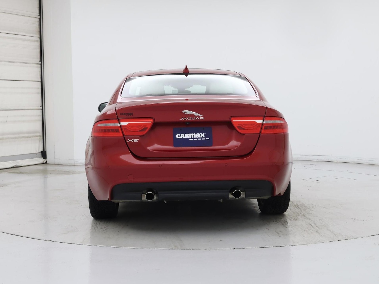 2019 Jaguar XE Premium - Photo 7