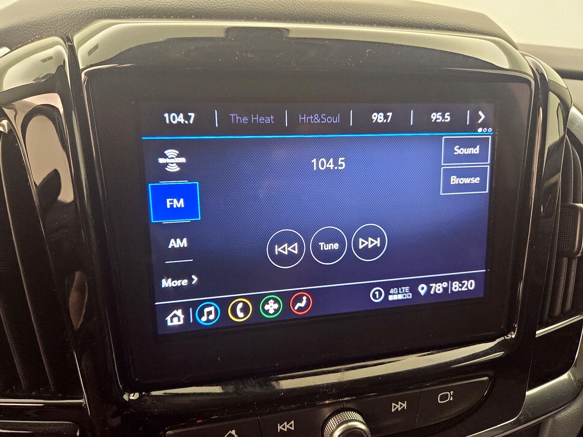 Thumbnail: 2021 Chevrolet Traverse - 15