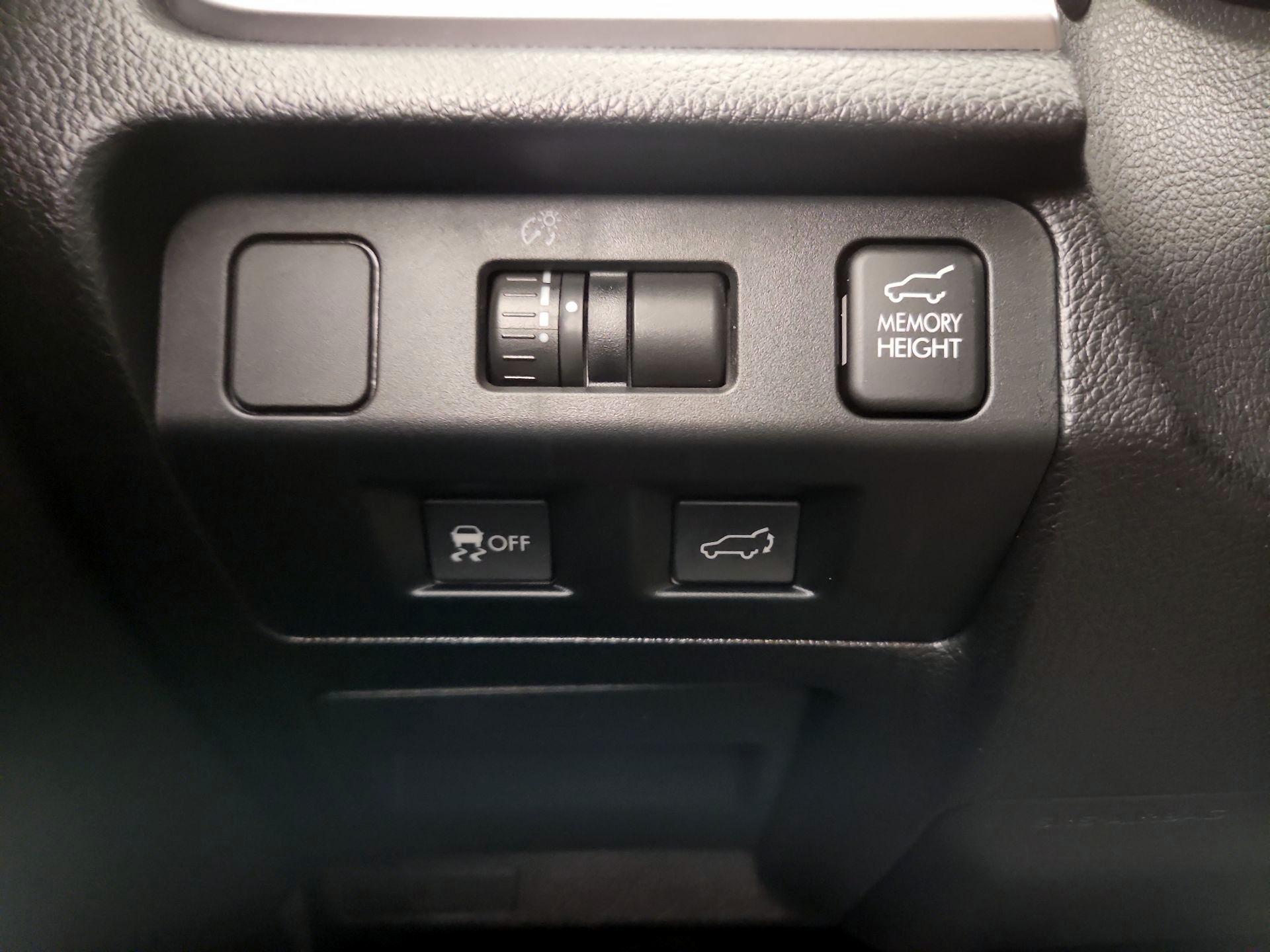 Thumbnail: 2015 Subaru Forester - 13