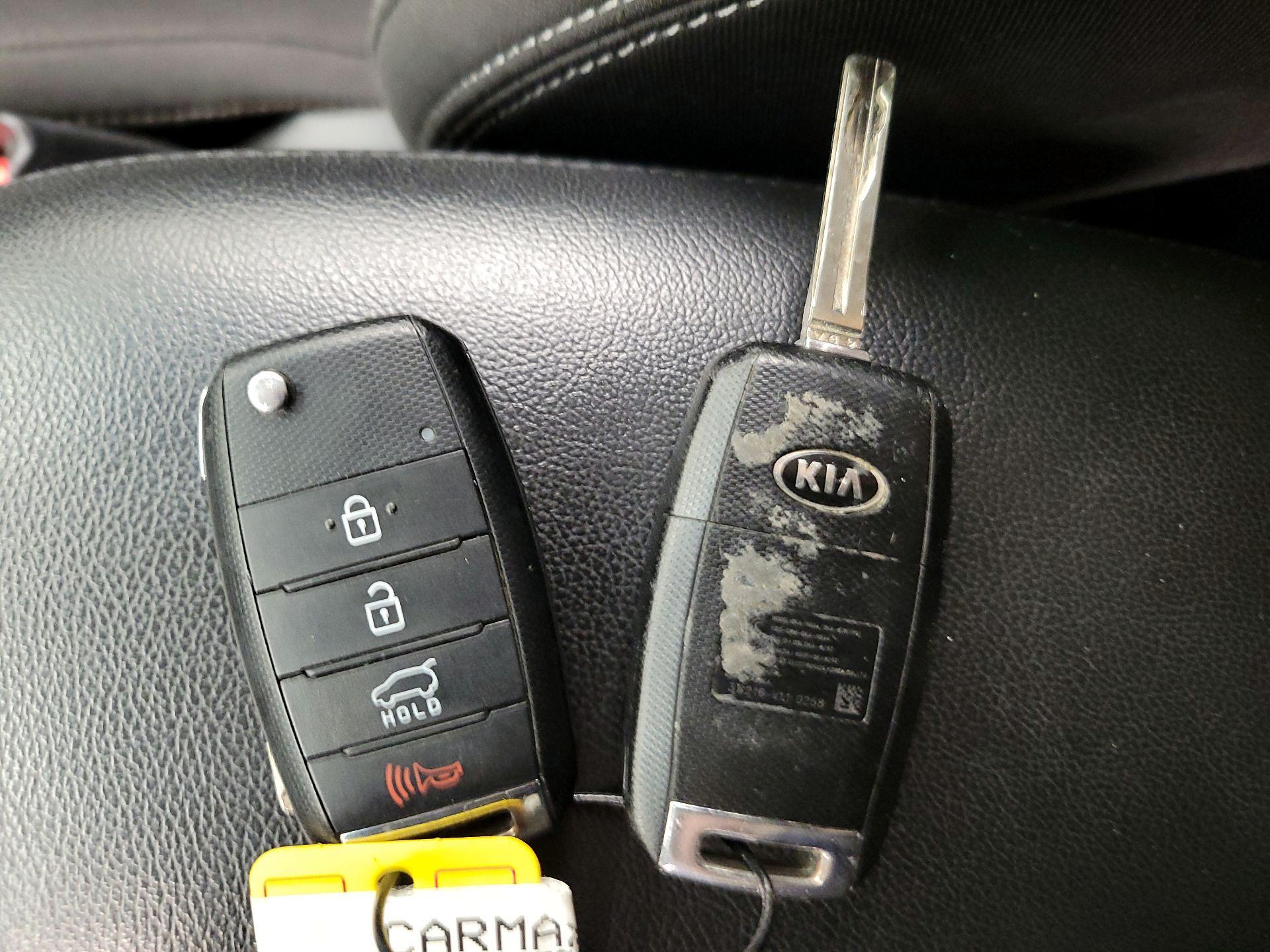 Thumbnail: 2017 Kia Soul - 19