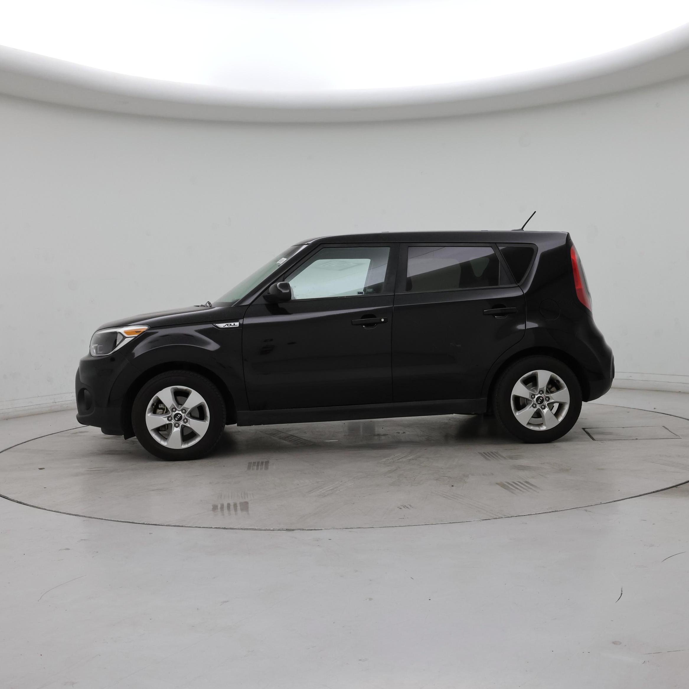 Thumbnail: 2017 Kia Soul - 3