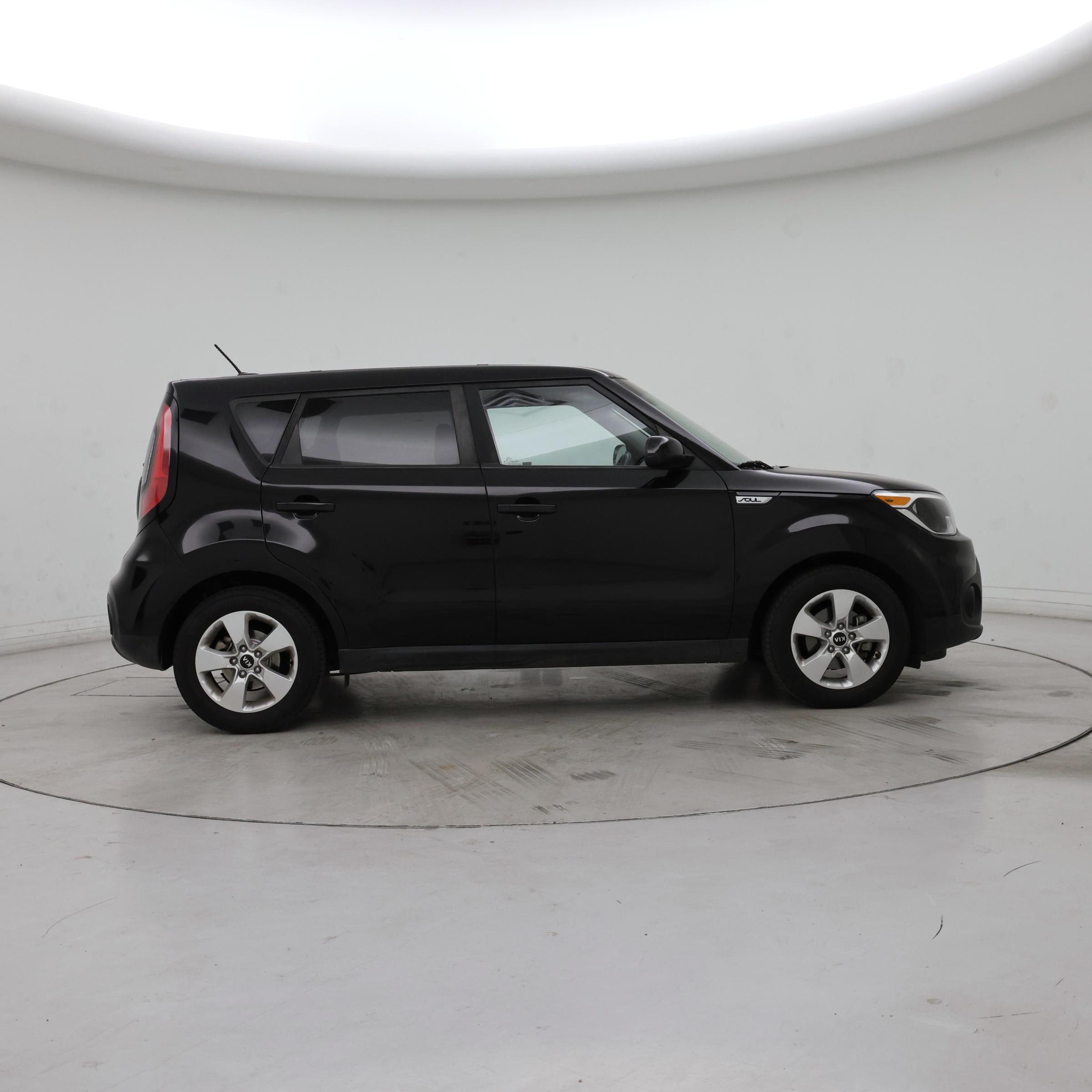 Thumbnail: 2017 Kia Soul - 7