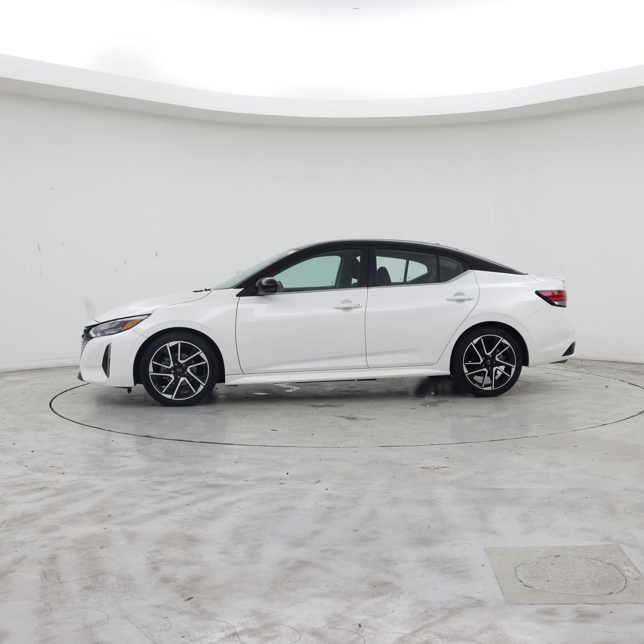 Thumbnail: 2024 Nissan Sentra - 3