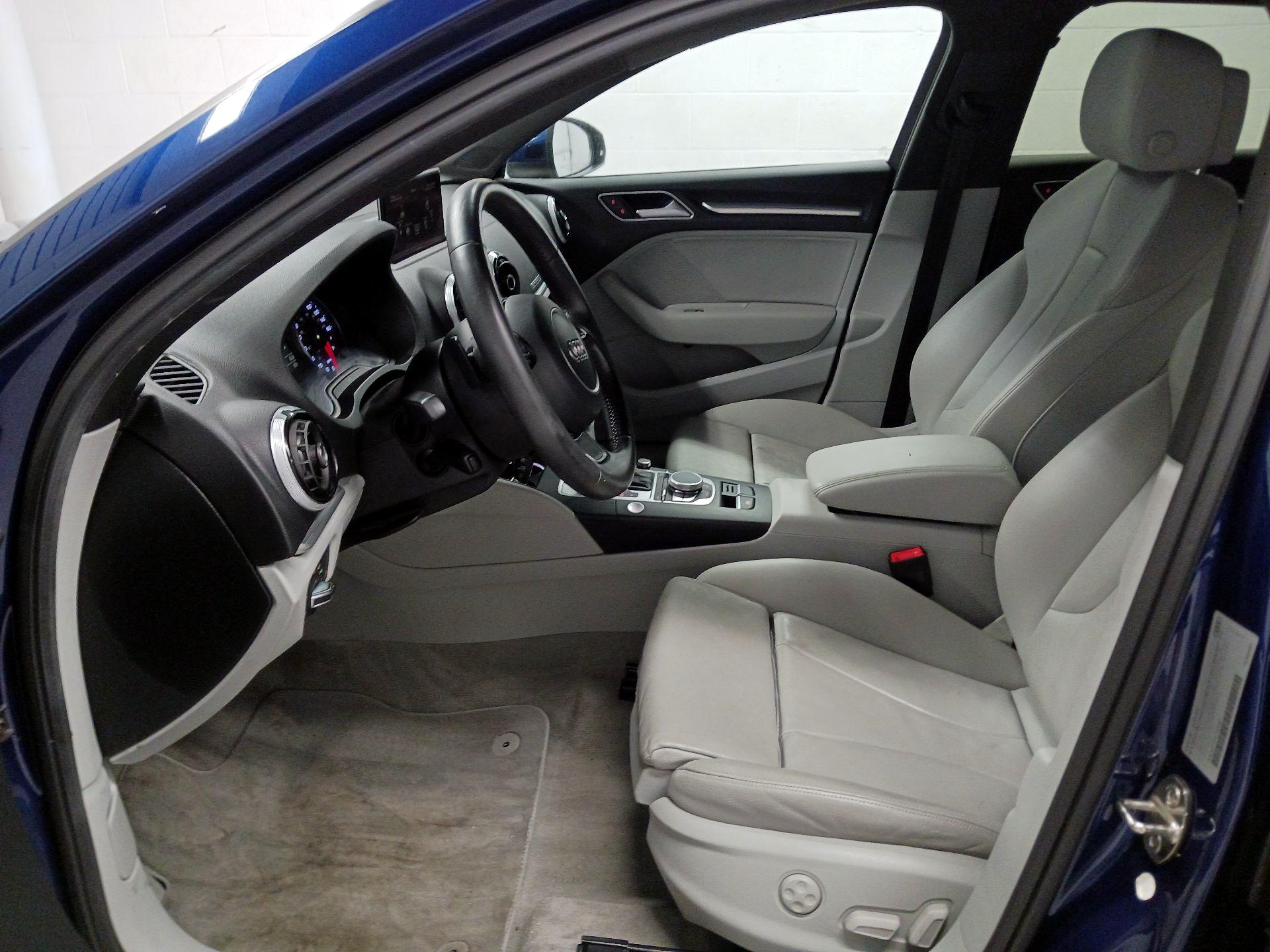 Thumbnail: 2016 Audi A3 - 11