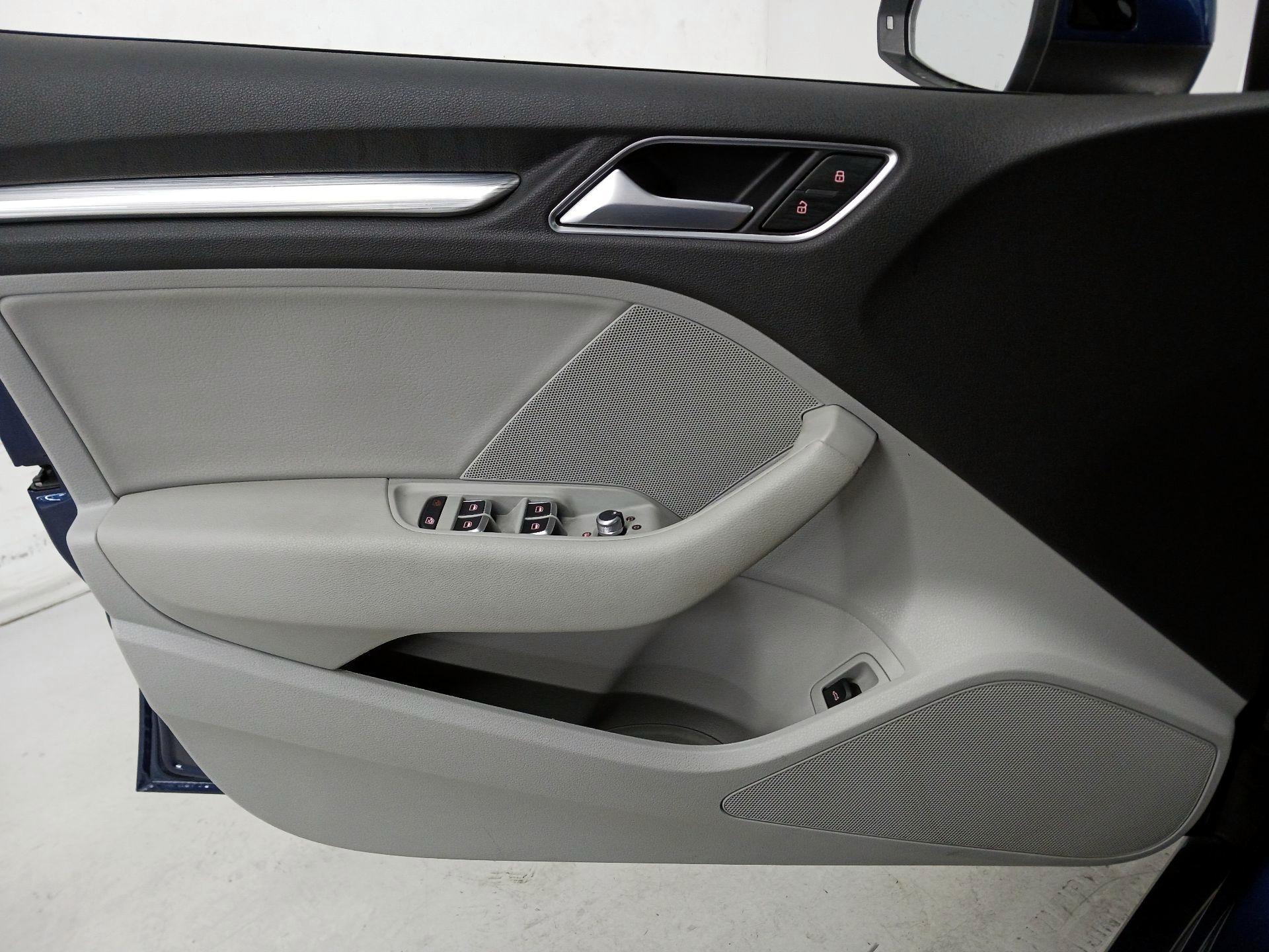 Thumbnail: 2016 Audi A3 - 12