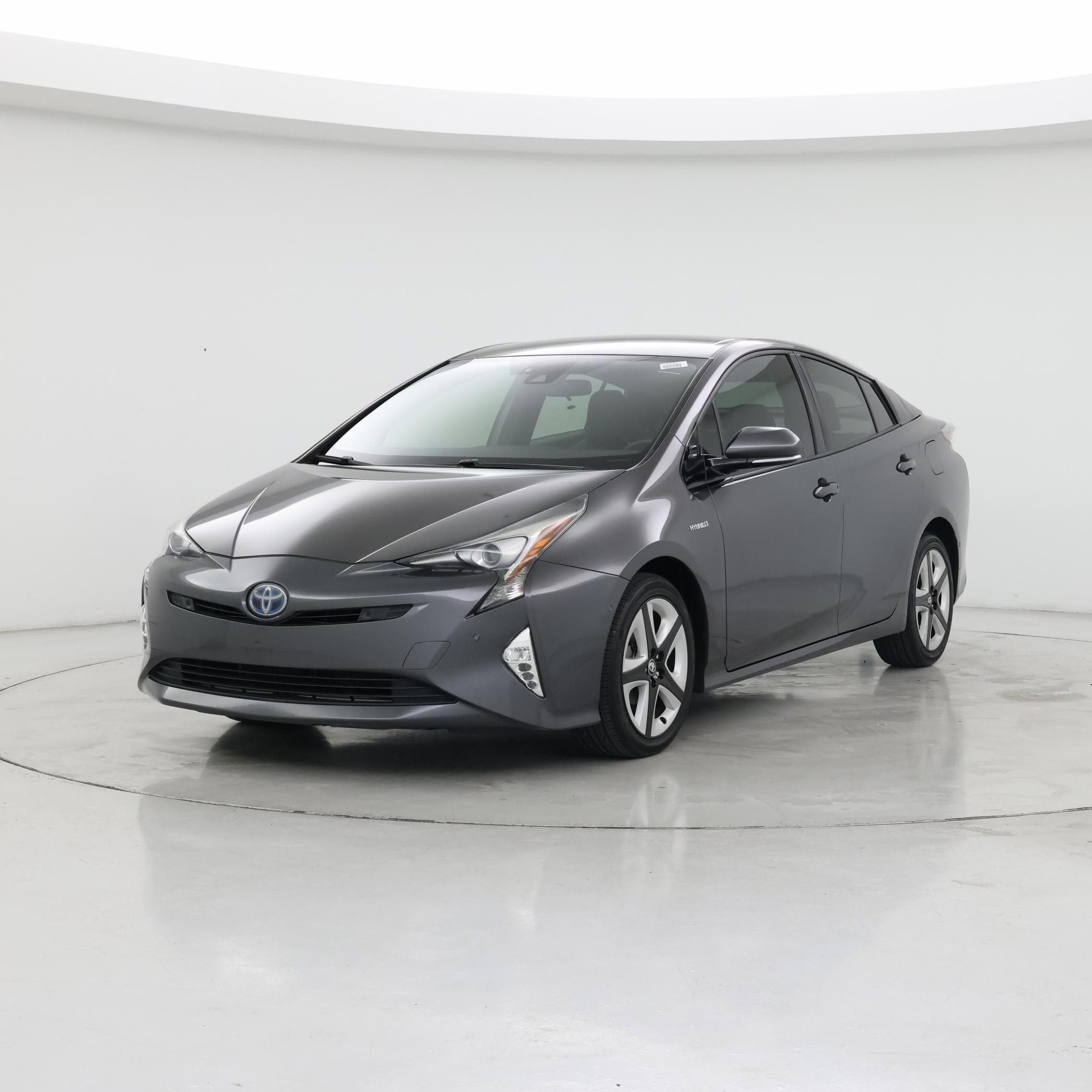Thumbnail: 2018 Toyota Prius - 4