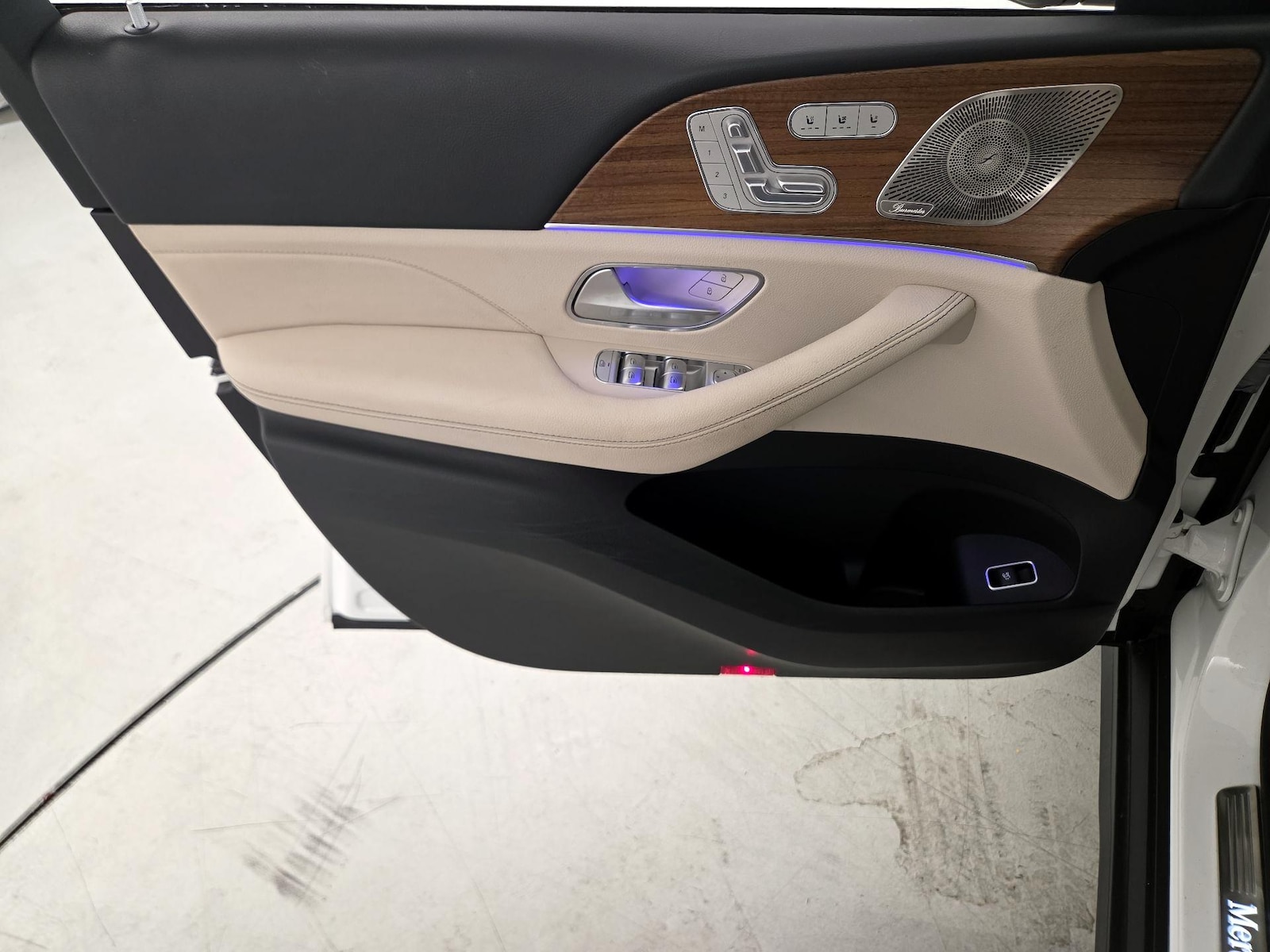 2024 Mercedes-Benz GLS 13