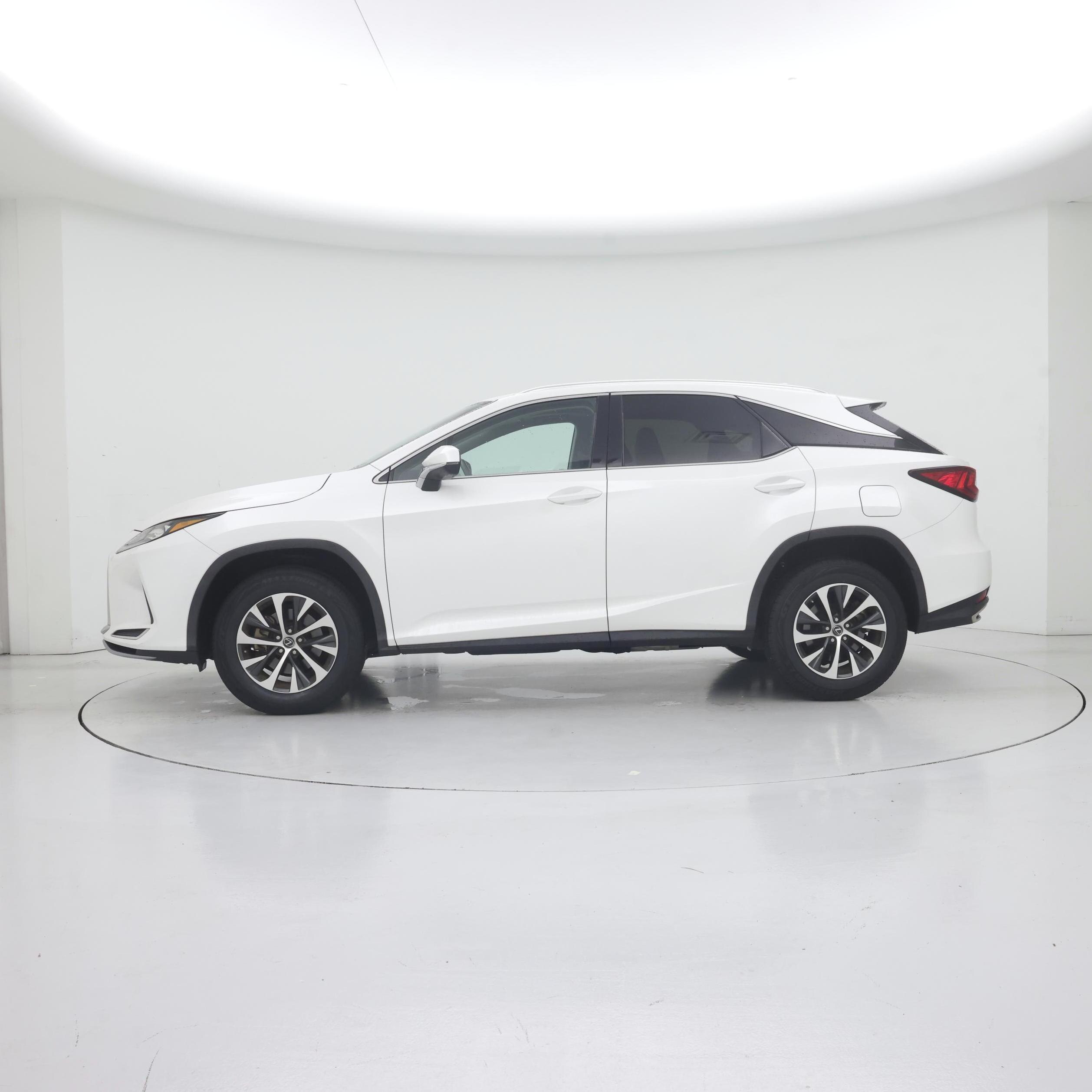 Thumbnail: 2021 Lexus RX - 3