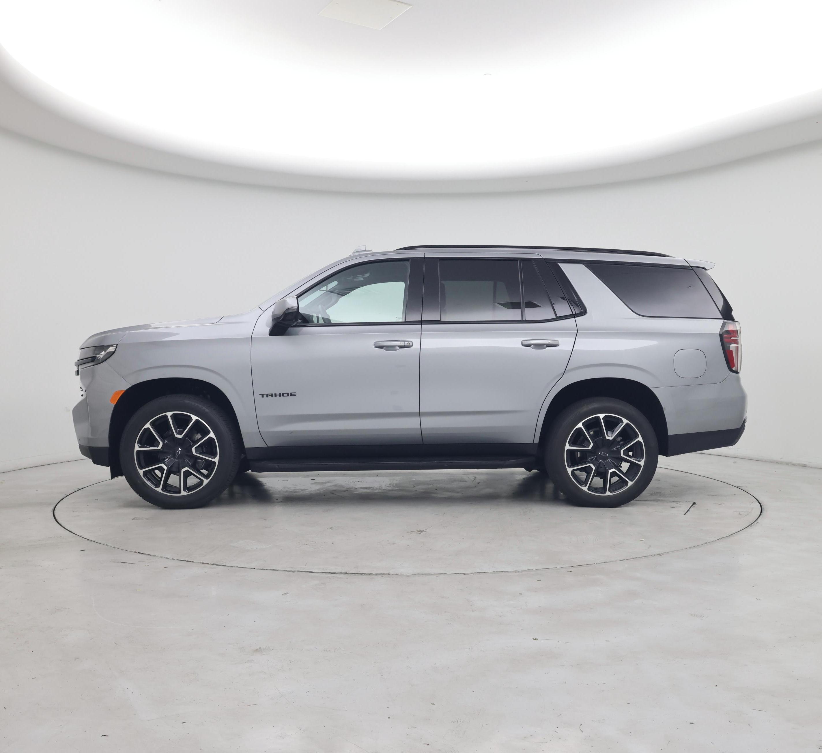 Thumbnail: 2024 Chevrolet Tahoe - 3