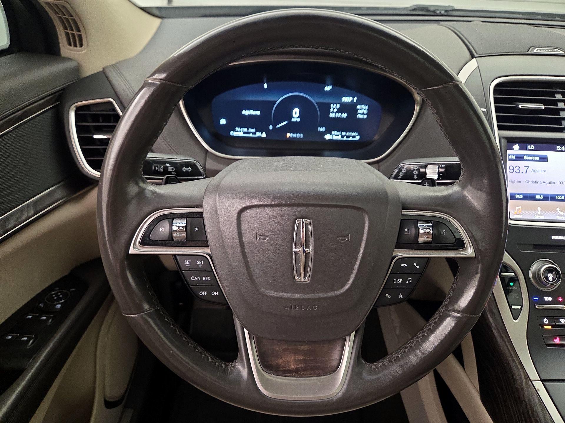 Thumbnail: 2019 Lincoln Nautilus - 10