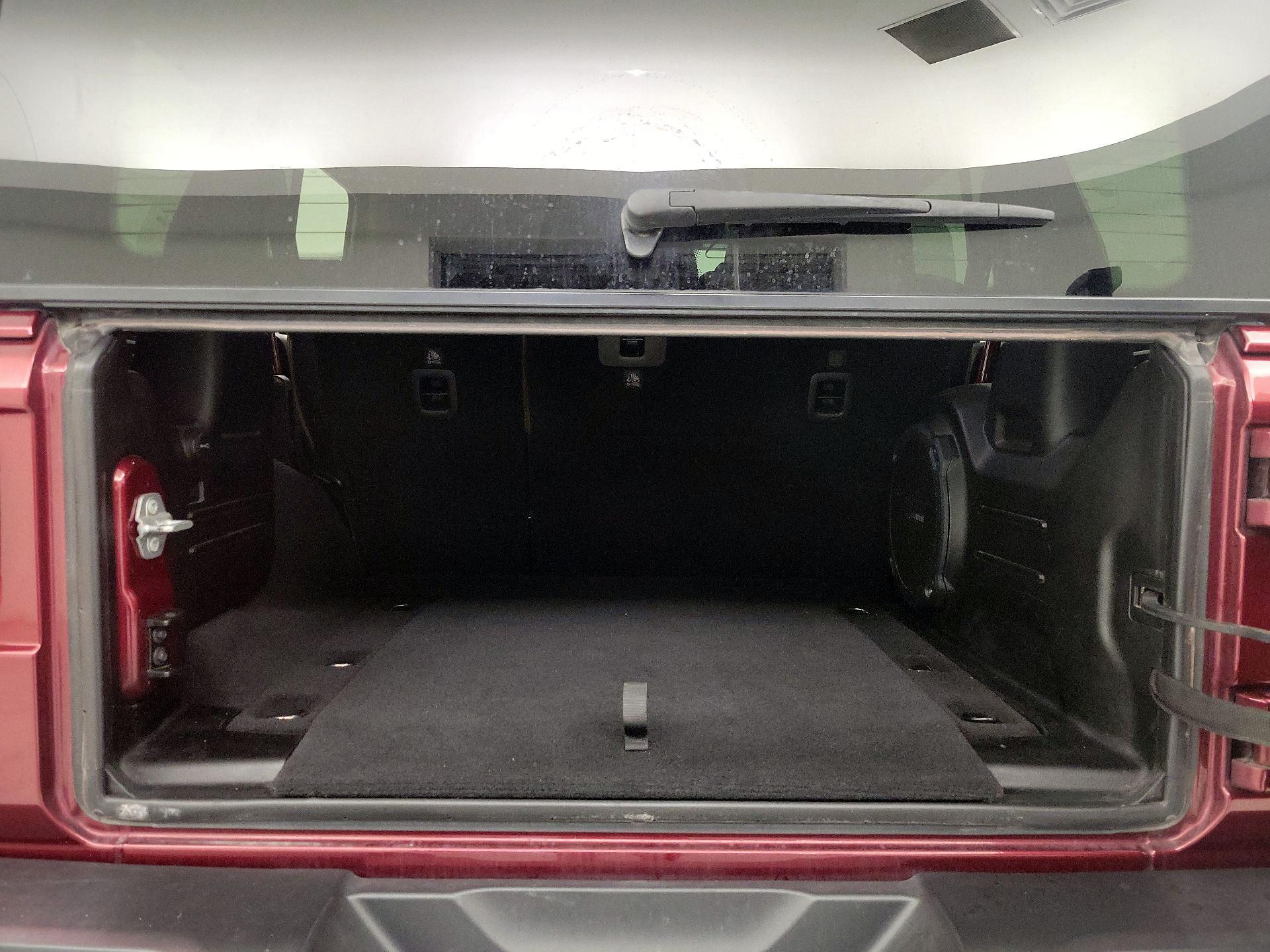 Thumbnail: 2021 Jeep Wrangler - 20