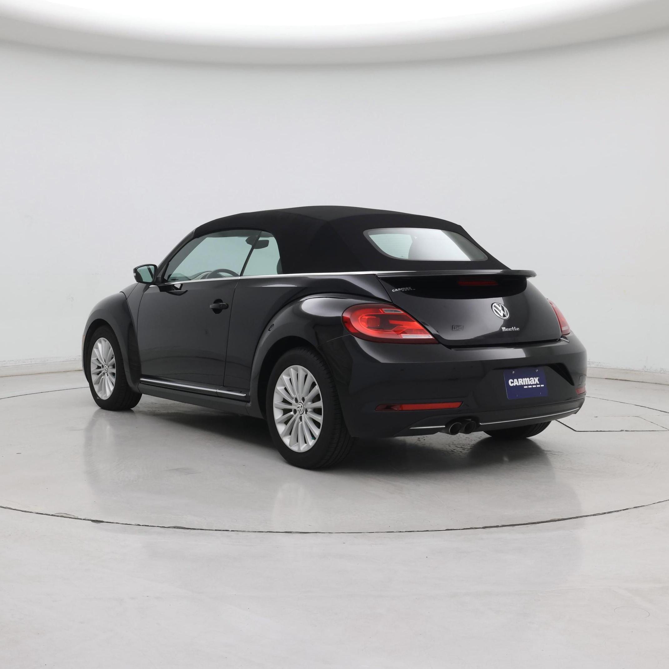 Thumbnail: 2019 Volkswagen Beetle - 2