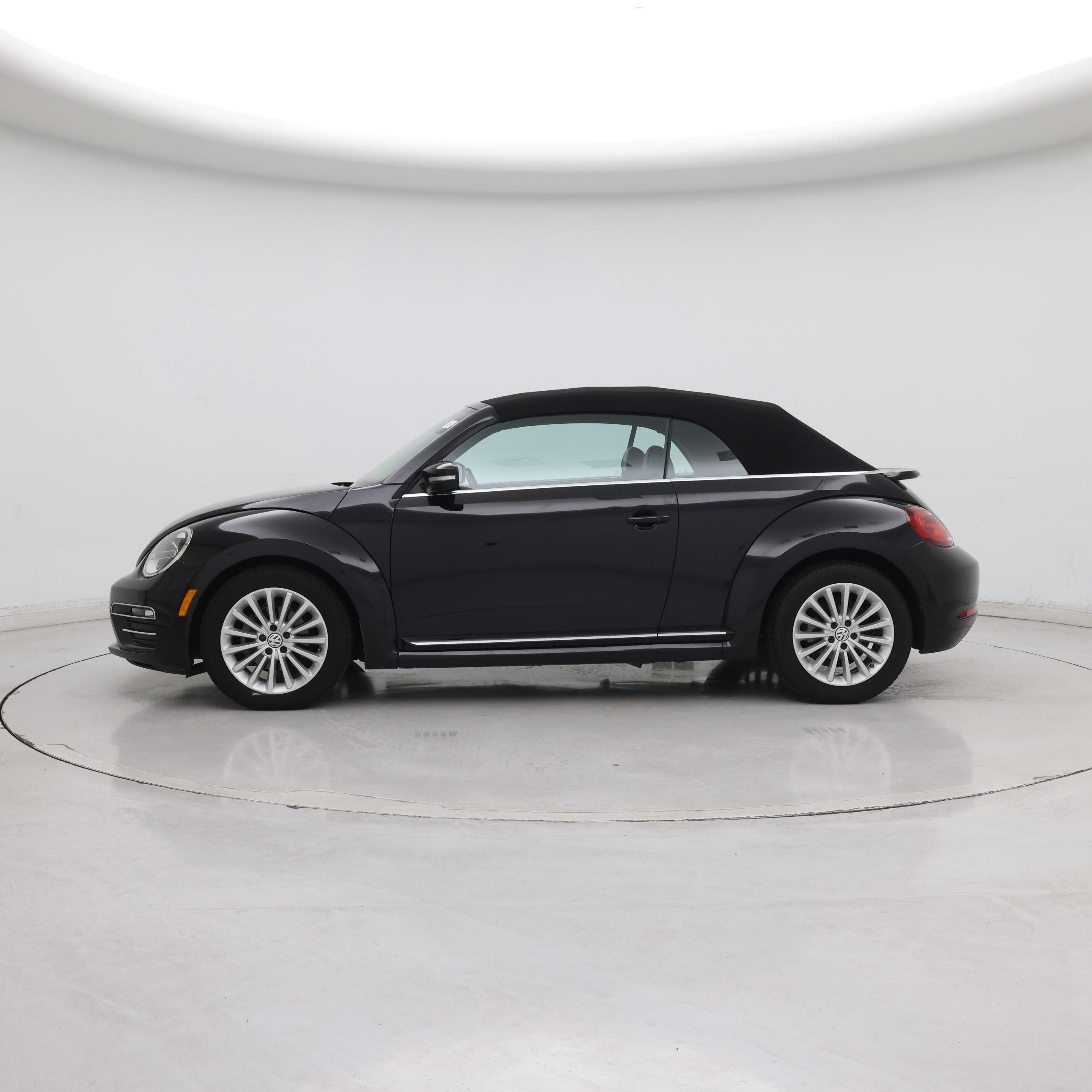 Thumbnail: 2019 Volkswagen Beetle - 3