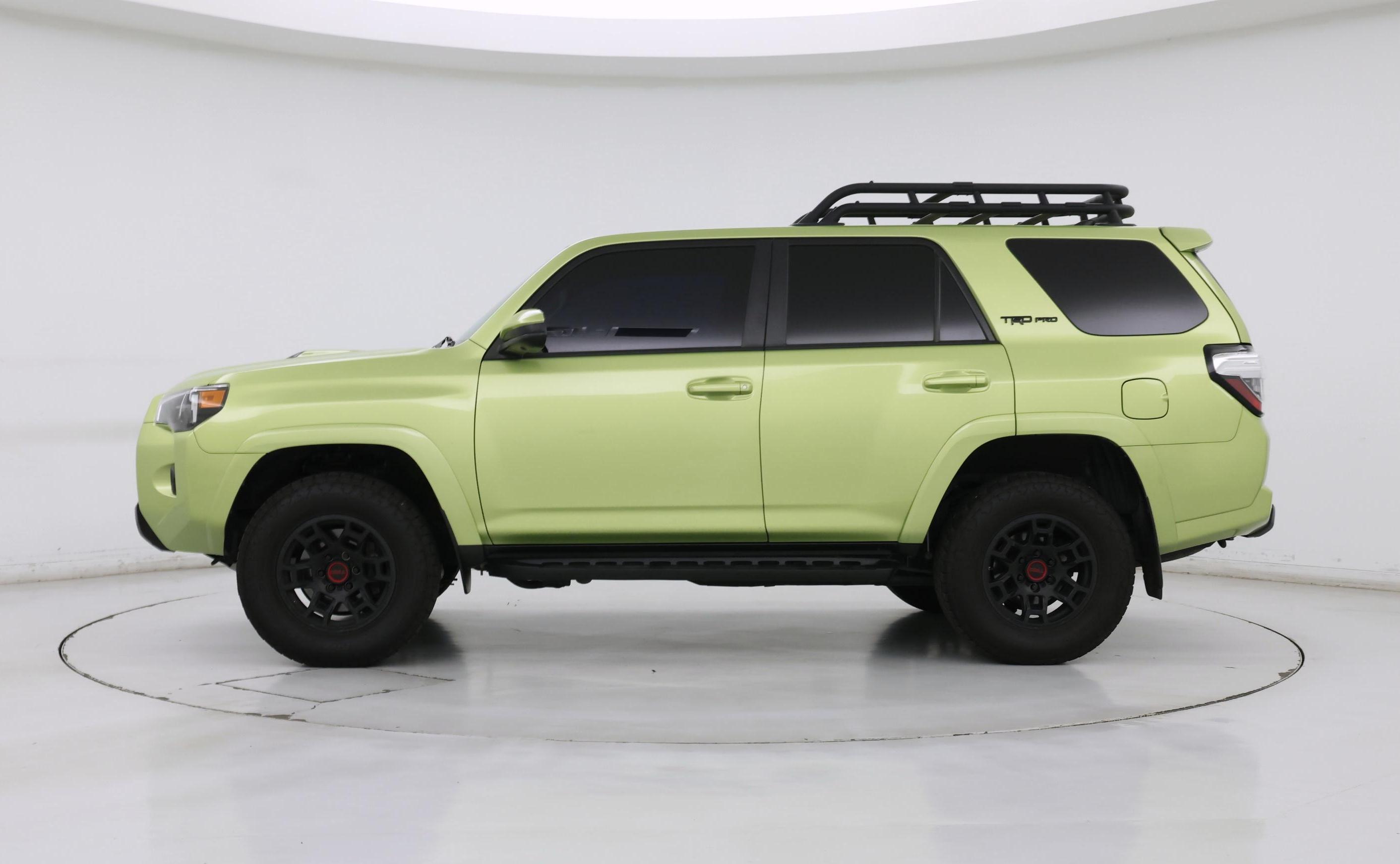 Thumbnail: 2022 Toyota 4Runner - 3