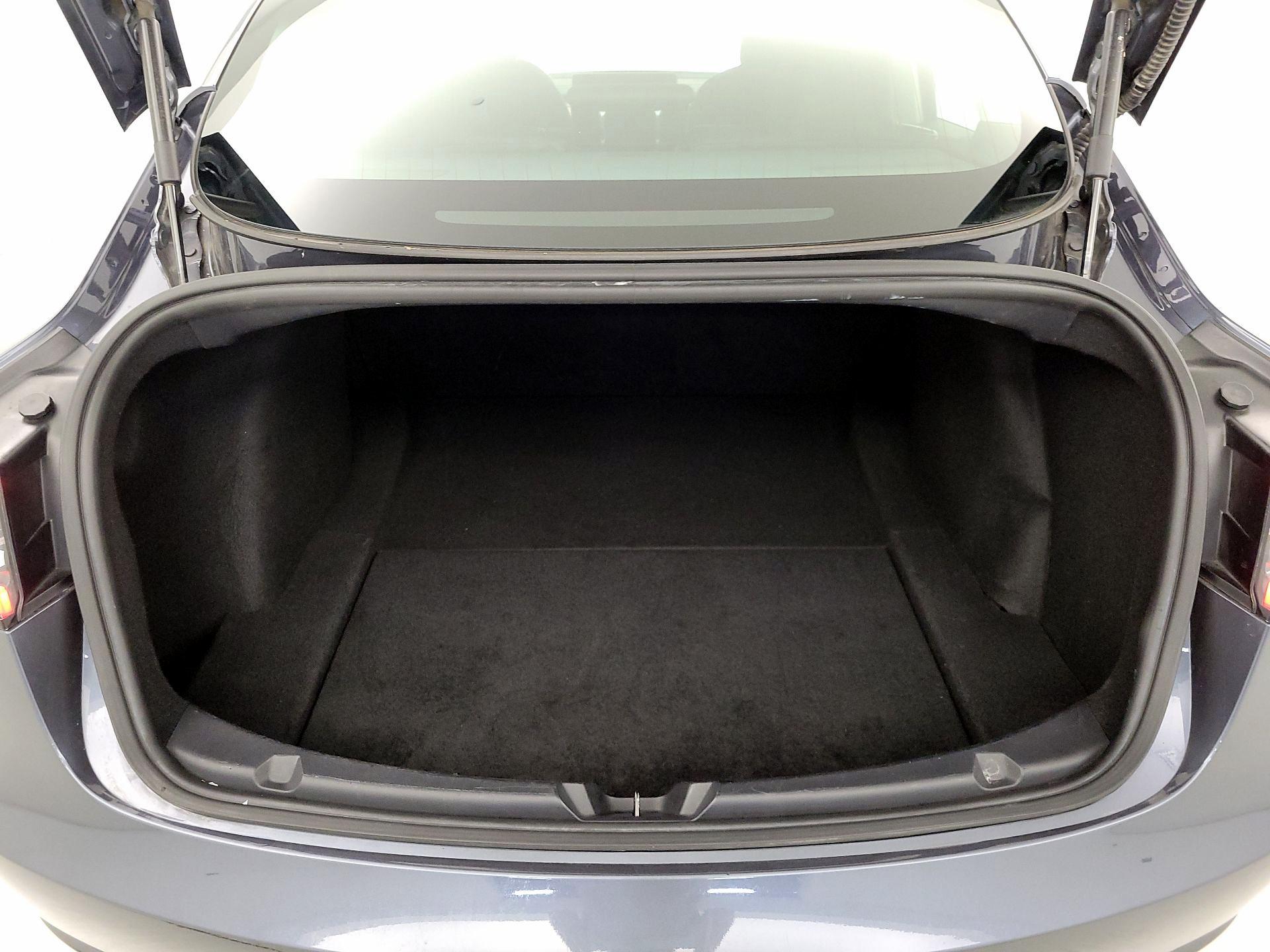 Thumbnail: 2020 Tesla Model 3 - 20