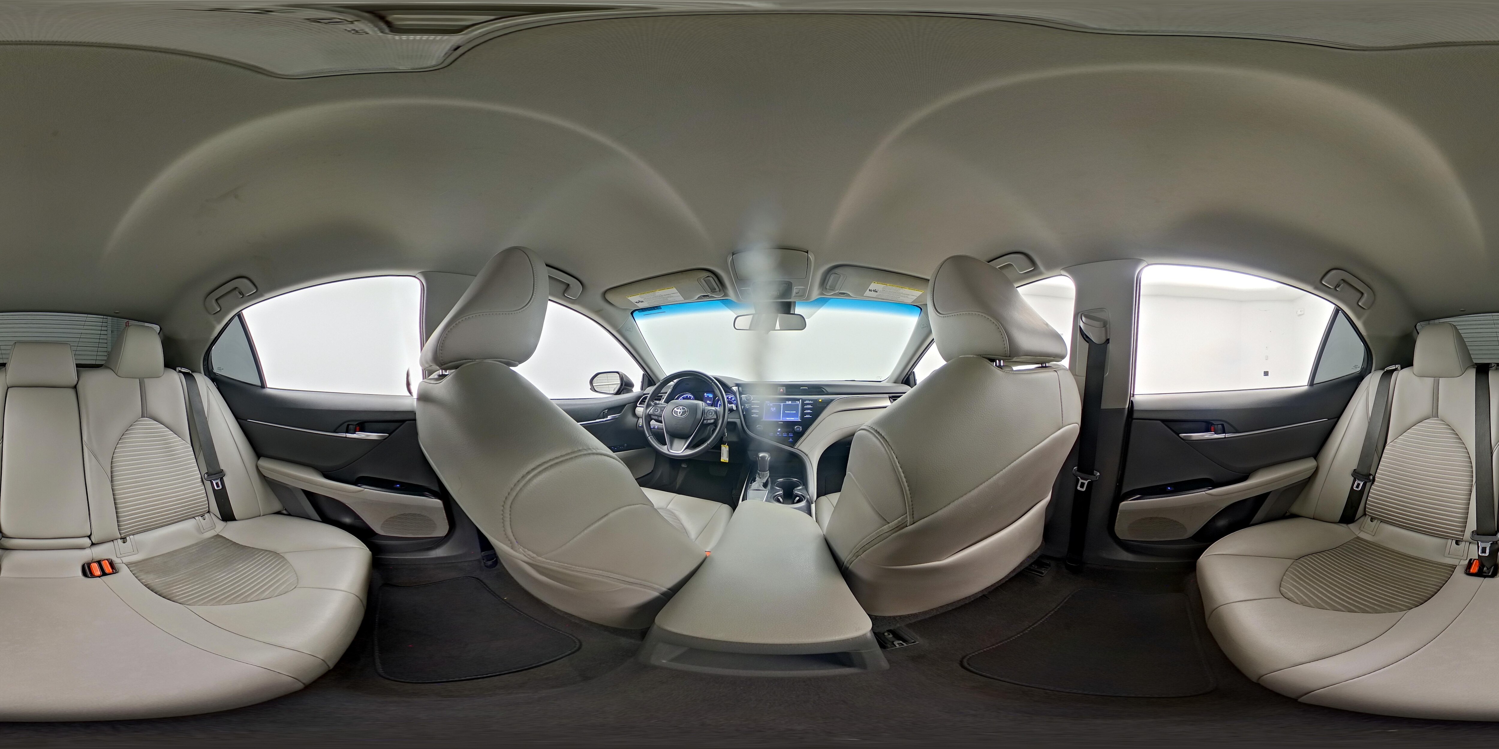 2020 Toyota Camry SE - Photo 25